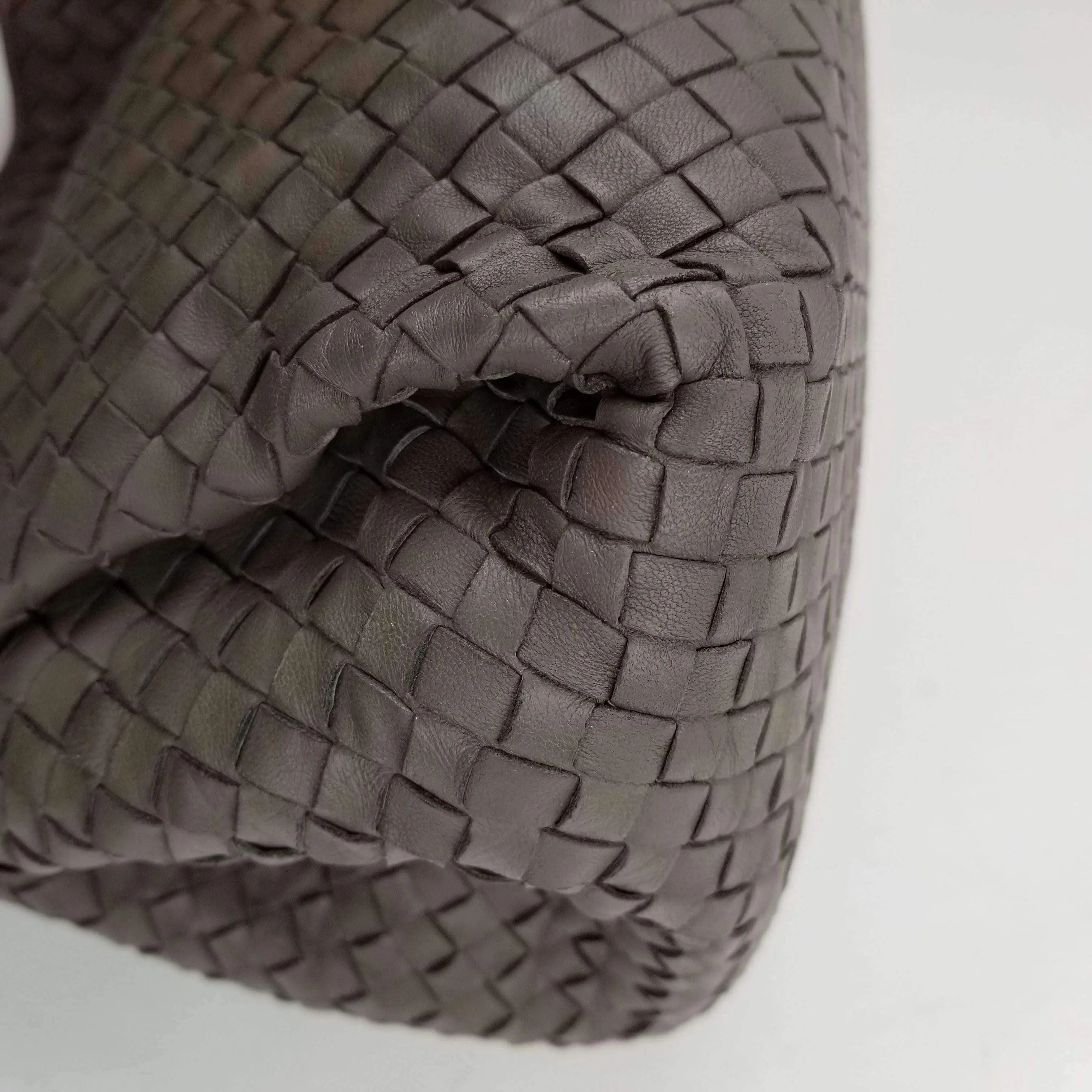 Bottega Veneta Grey Intrecciato Woven Nappa Leather Parachute Bag - Image 7