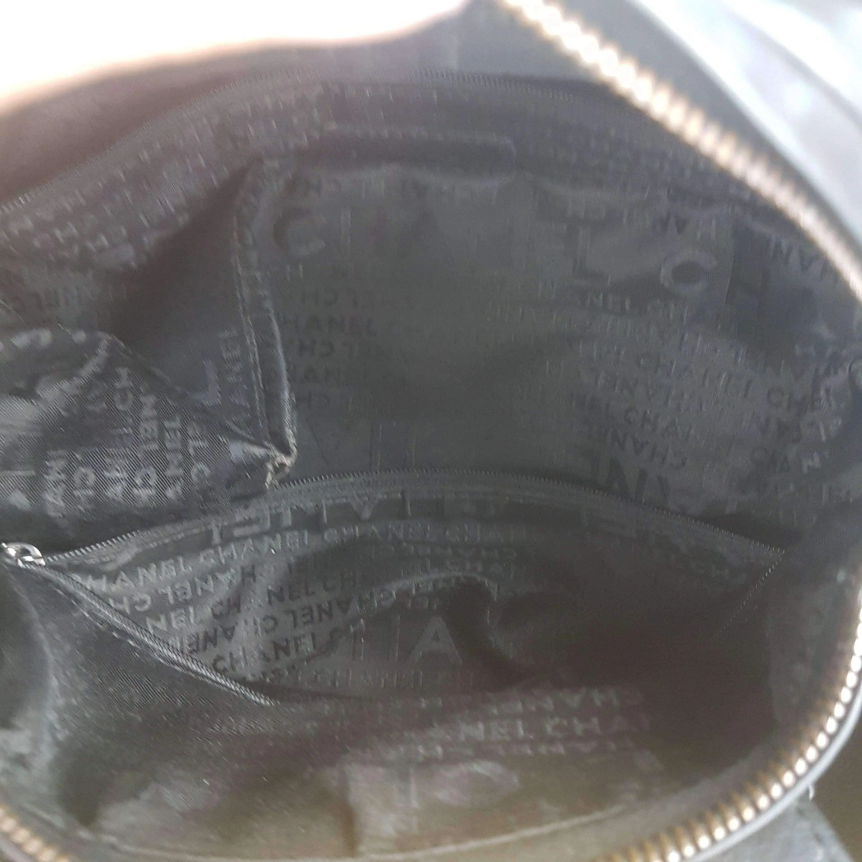 Chanel Vintage Black Leather Bowler Tweed Trim Bag - Image 26
