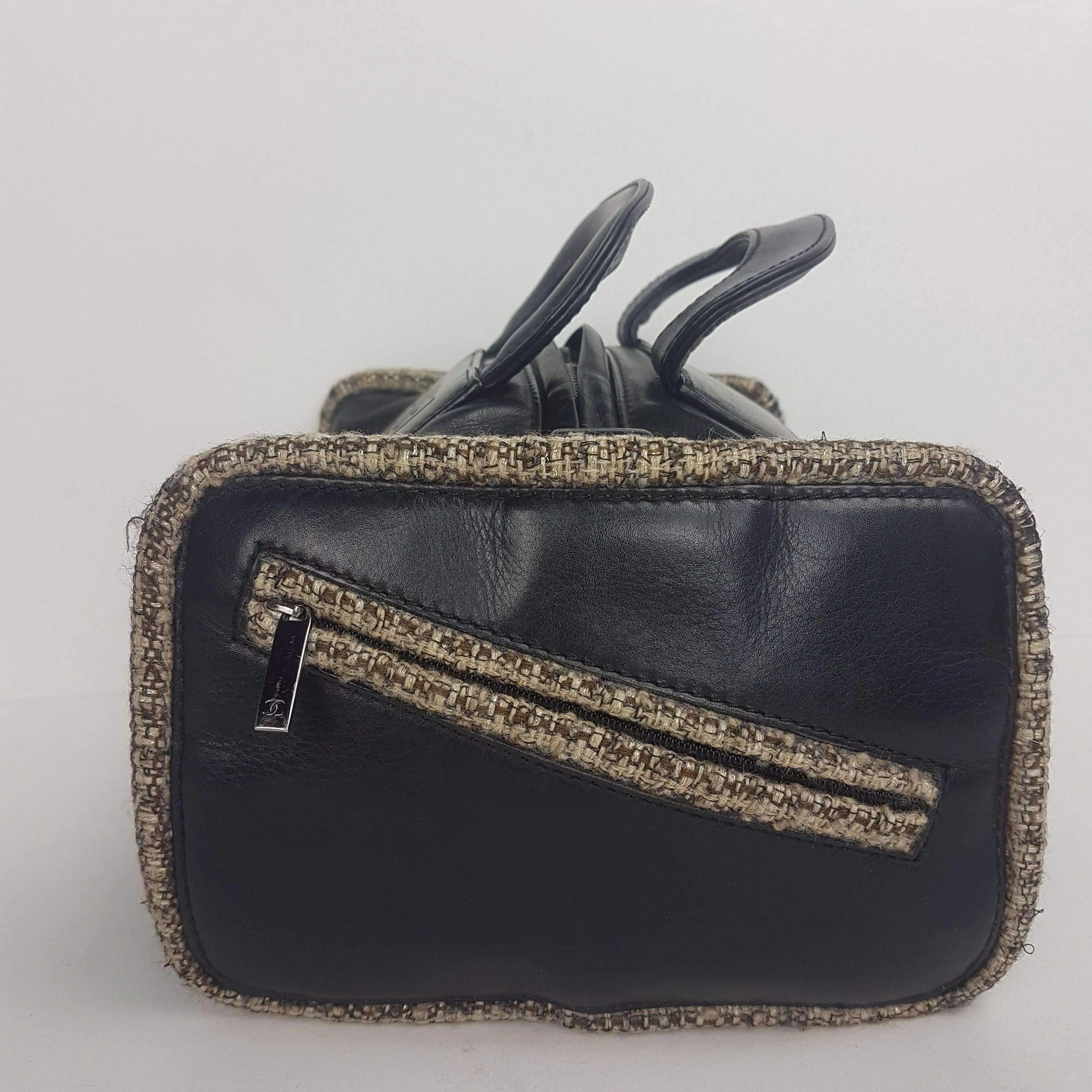 Chanel Vintage Black Leather Bowler Tweed Trim Bag - Image 3