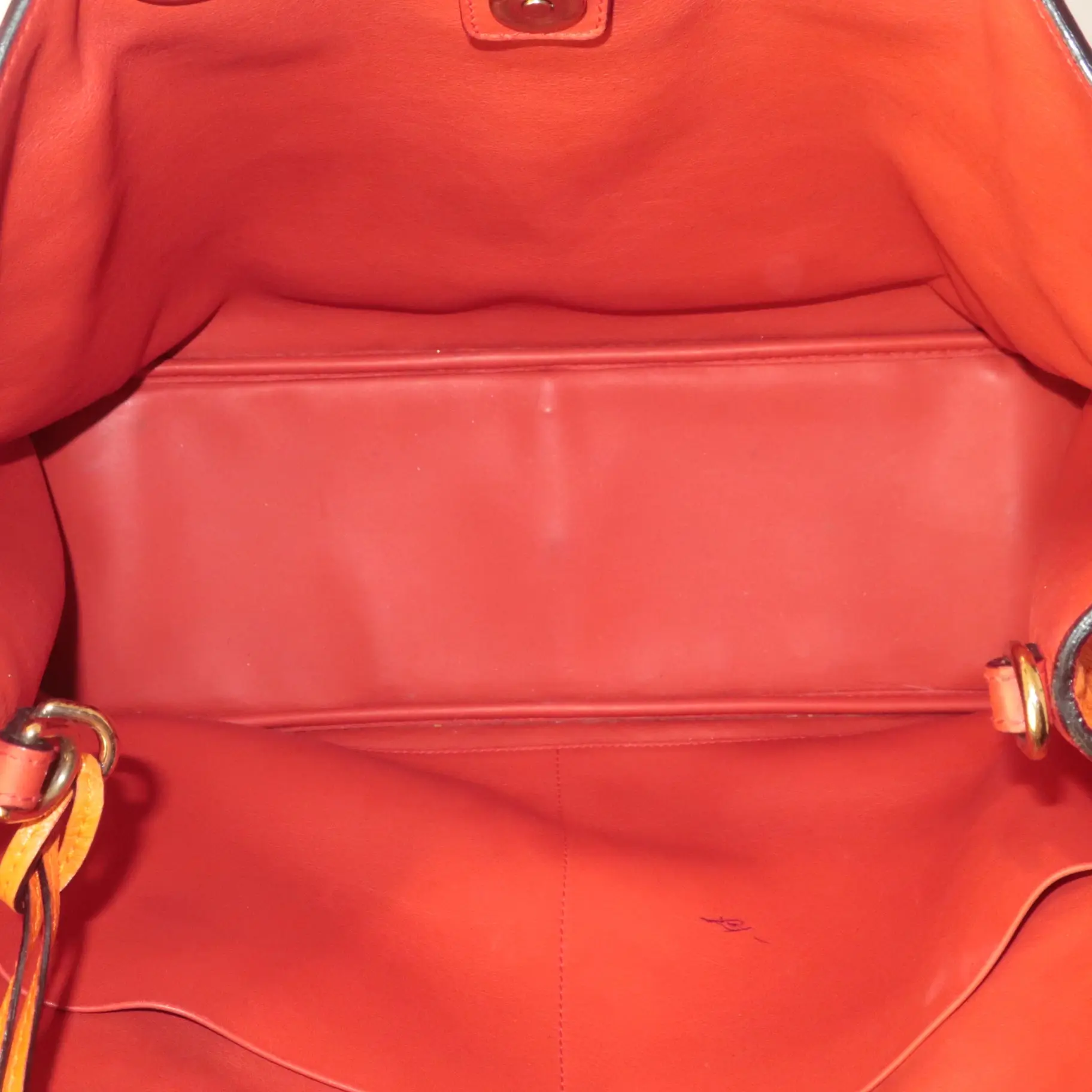 Christian Dior Limited Edition Ostrich Large Diorissimo Shoulder Bag (779) - Image 15