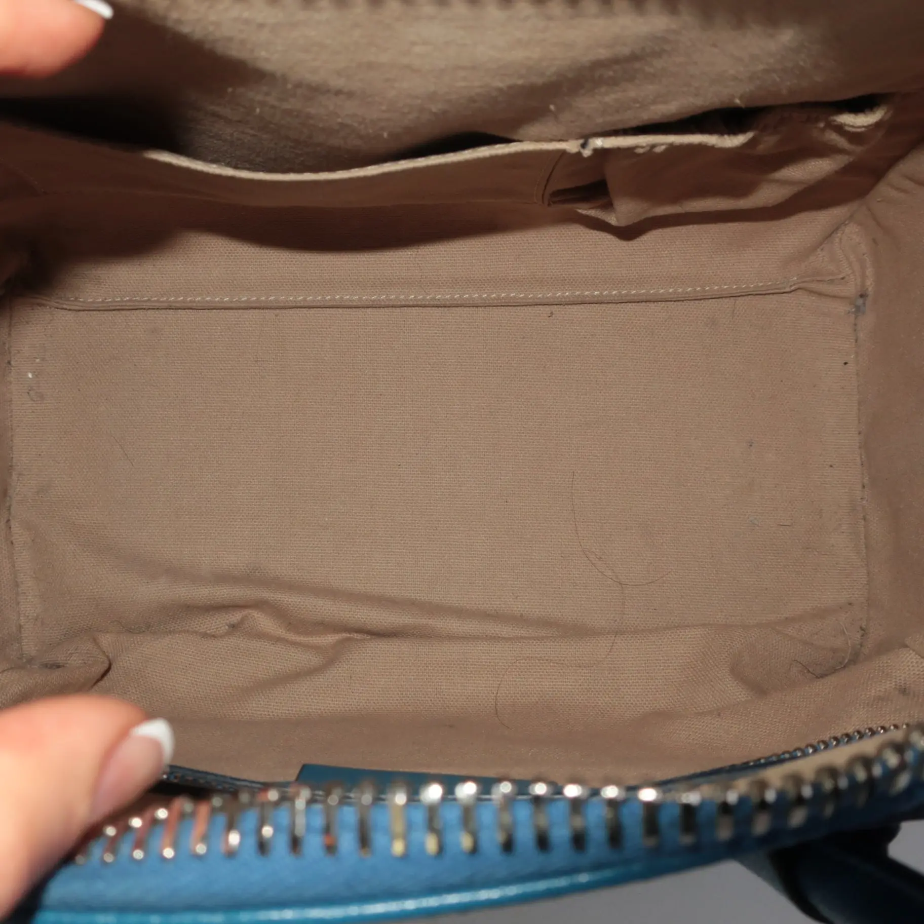 Givenchy Blue Pebbled Leather Antigona Shoulder bag - Image 5