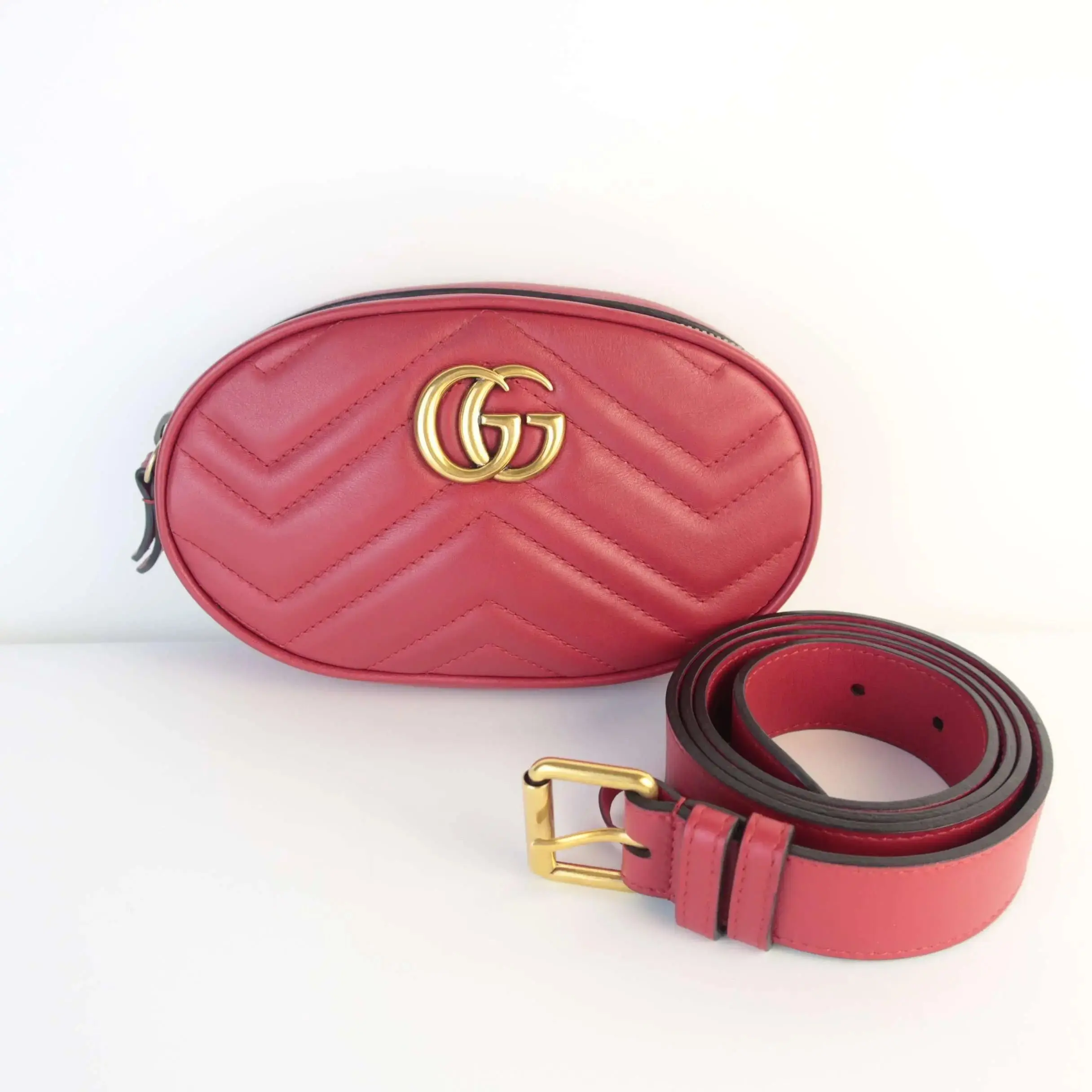Gucci Red Quilted Leather GG Marmont Waist Belt Bag - Image 3