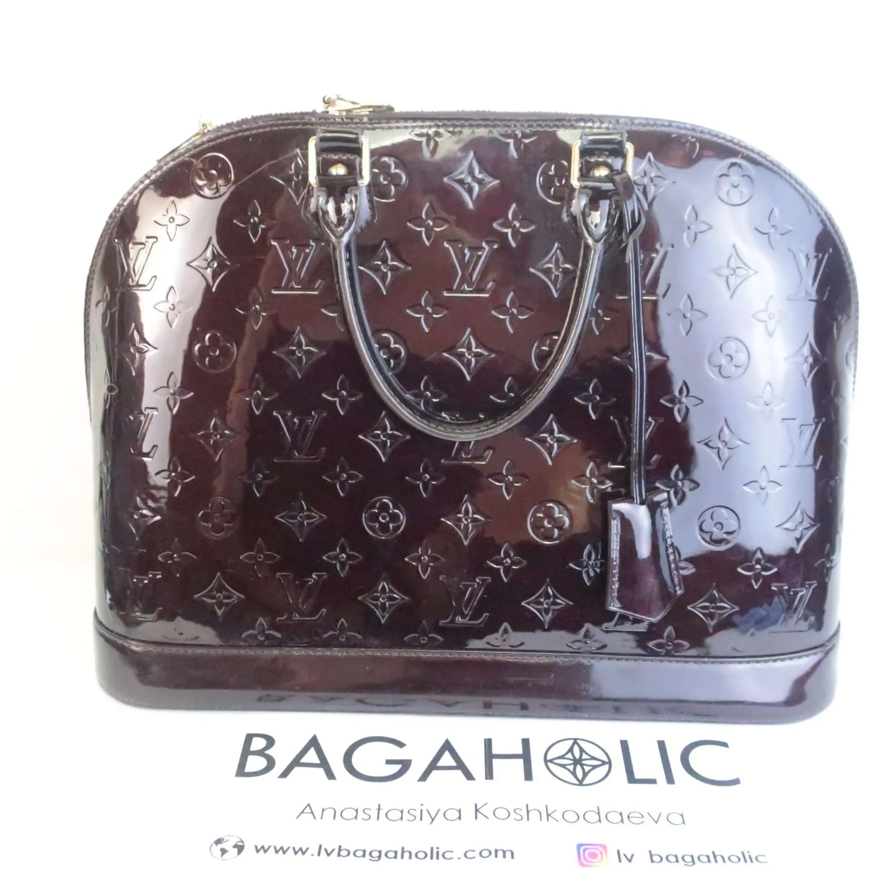 Louis Vuitton Alma MM Vernis Amarante Bag - Image 2