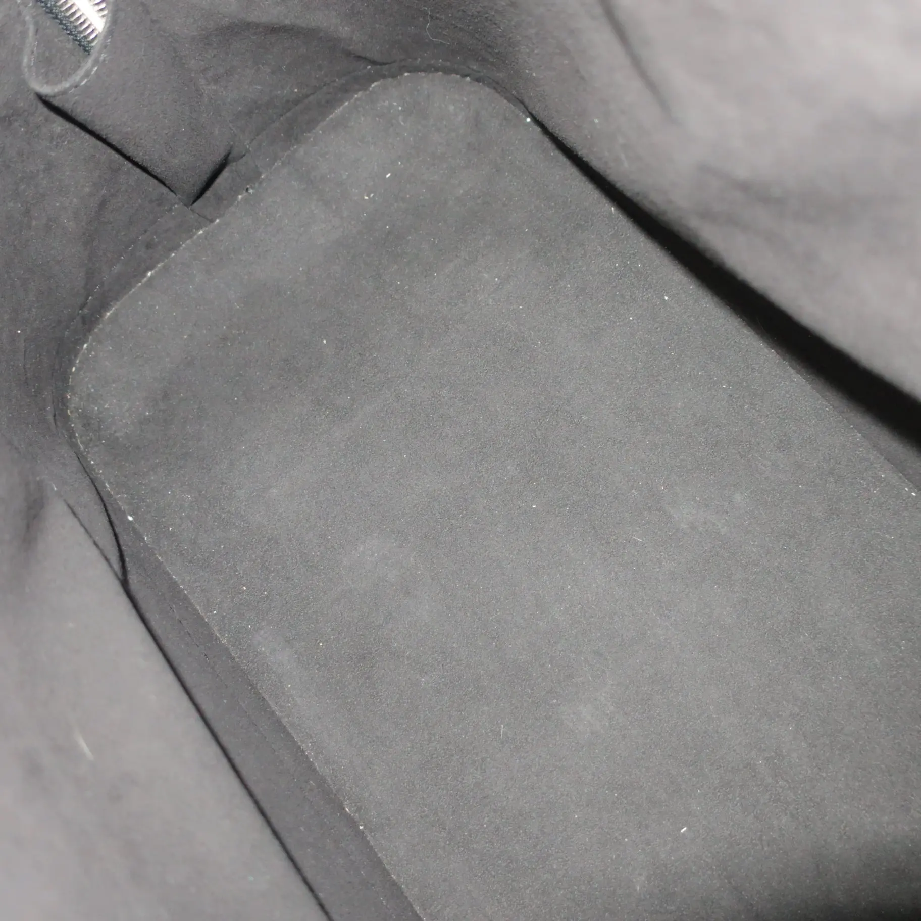 Louis Vuitton Black Epi Electric Leather Alma MM Bag (612) - Image 13