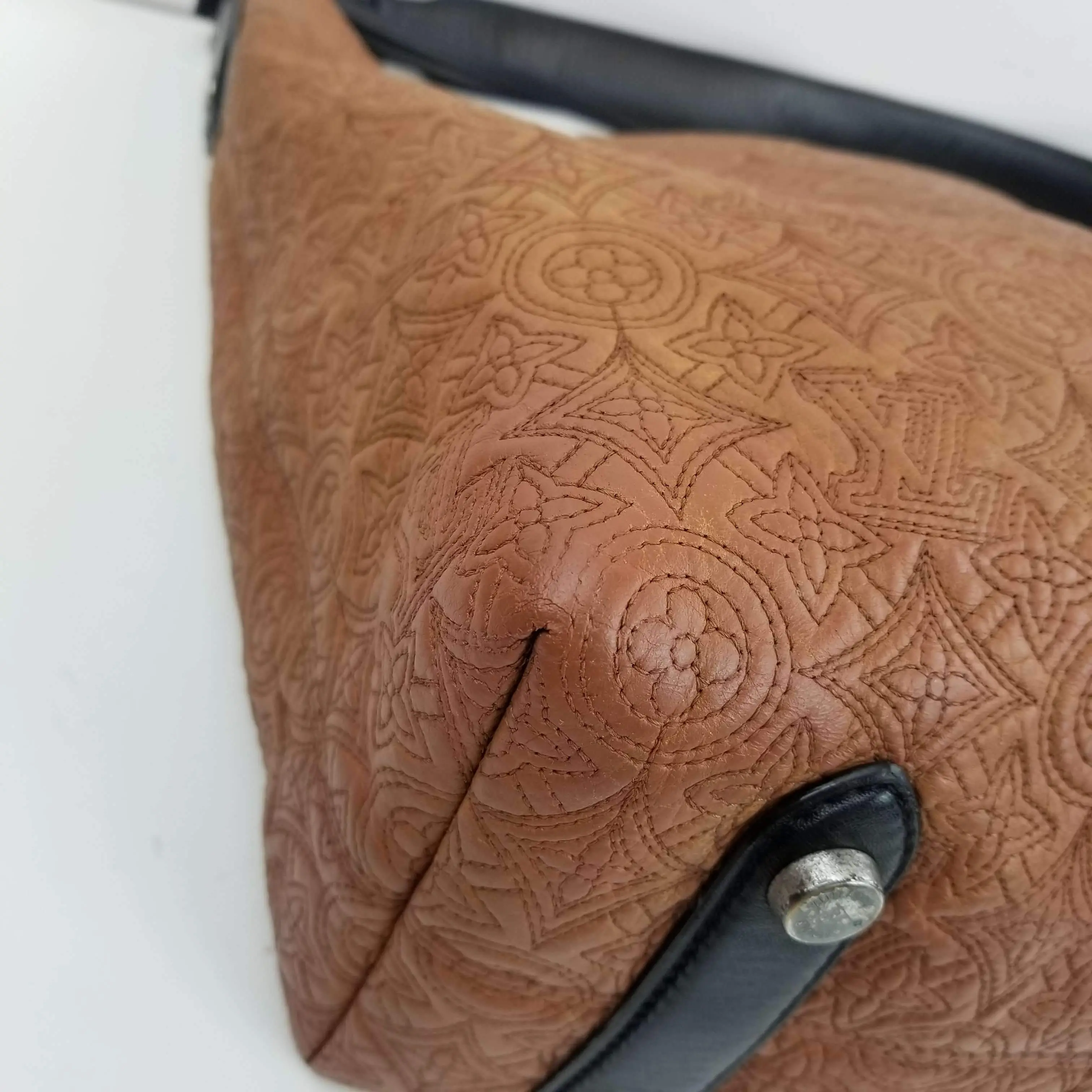 Louis Vuitton Caramel Monogram Antheia Leather Hobo PM Bag - Image 10
