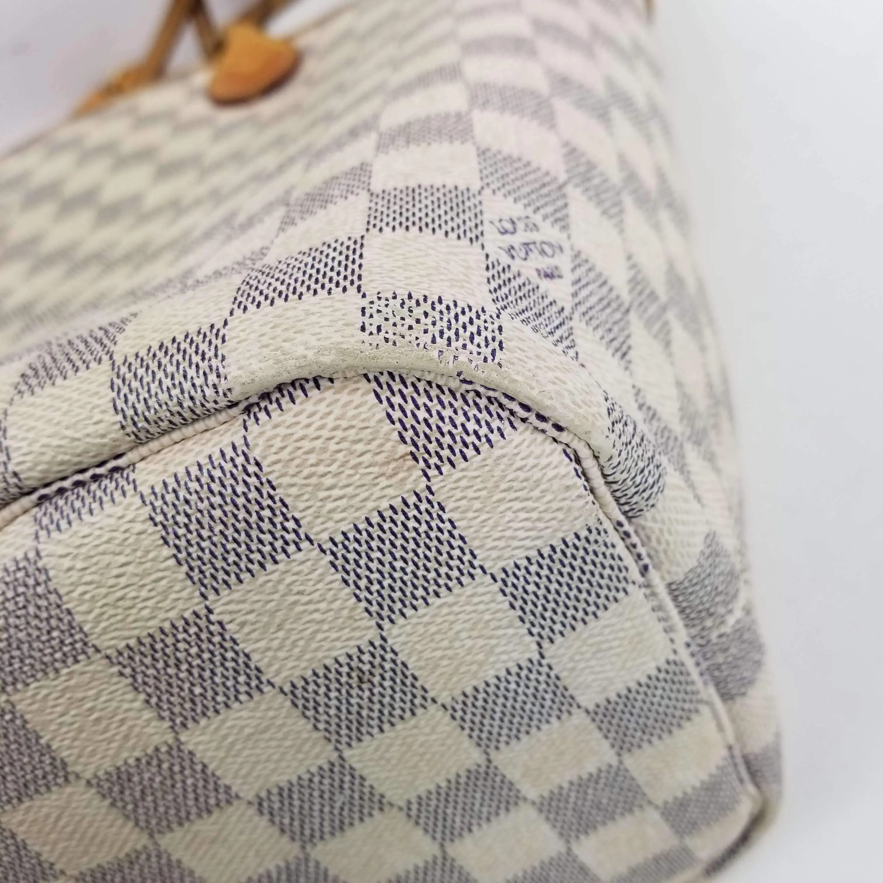 Louis Vuitton Damier Azur Neverfull MM Bag (with Initials) - Image 22