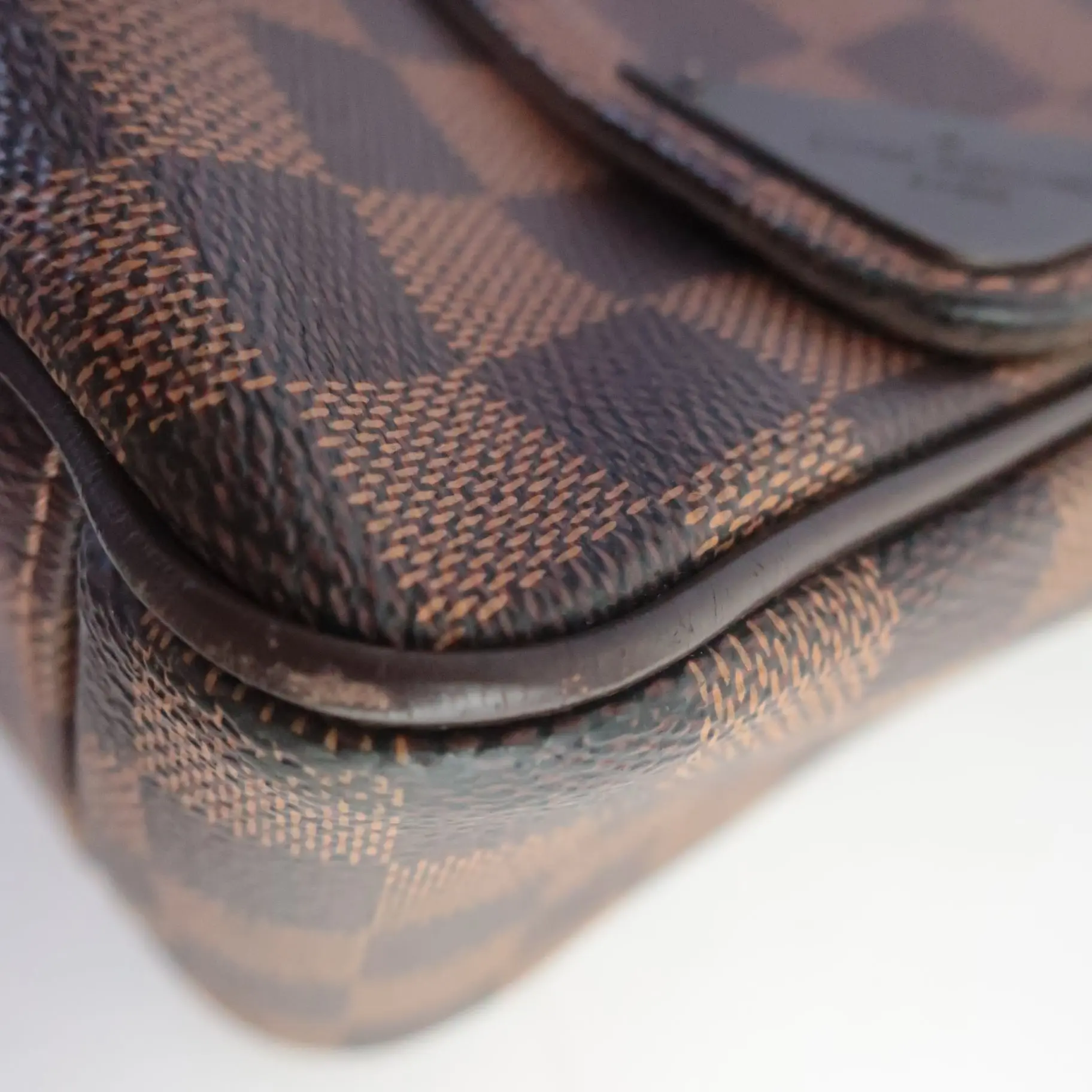 Louis Vuitton Damier Ebene Shelton GM Bag - Image 13