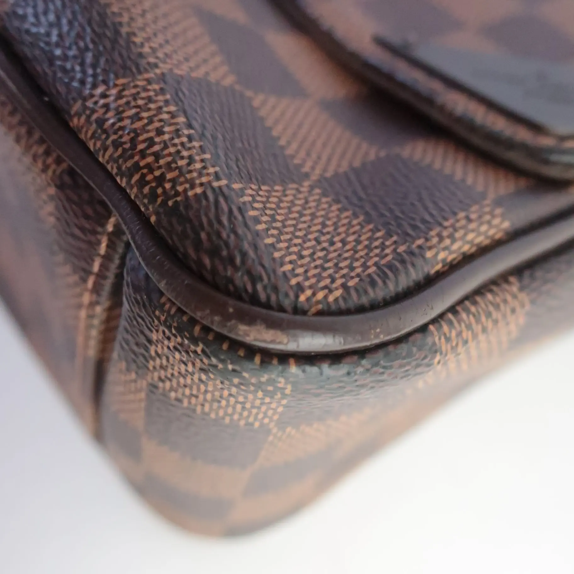 Louis Vuitton Damier Ebene Shelton GM Bag - Image 14