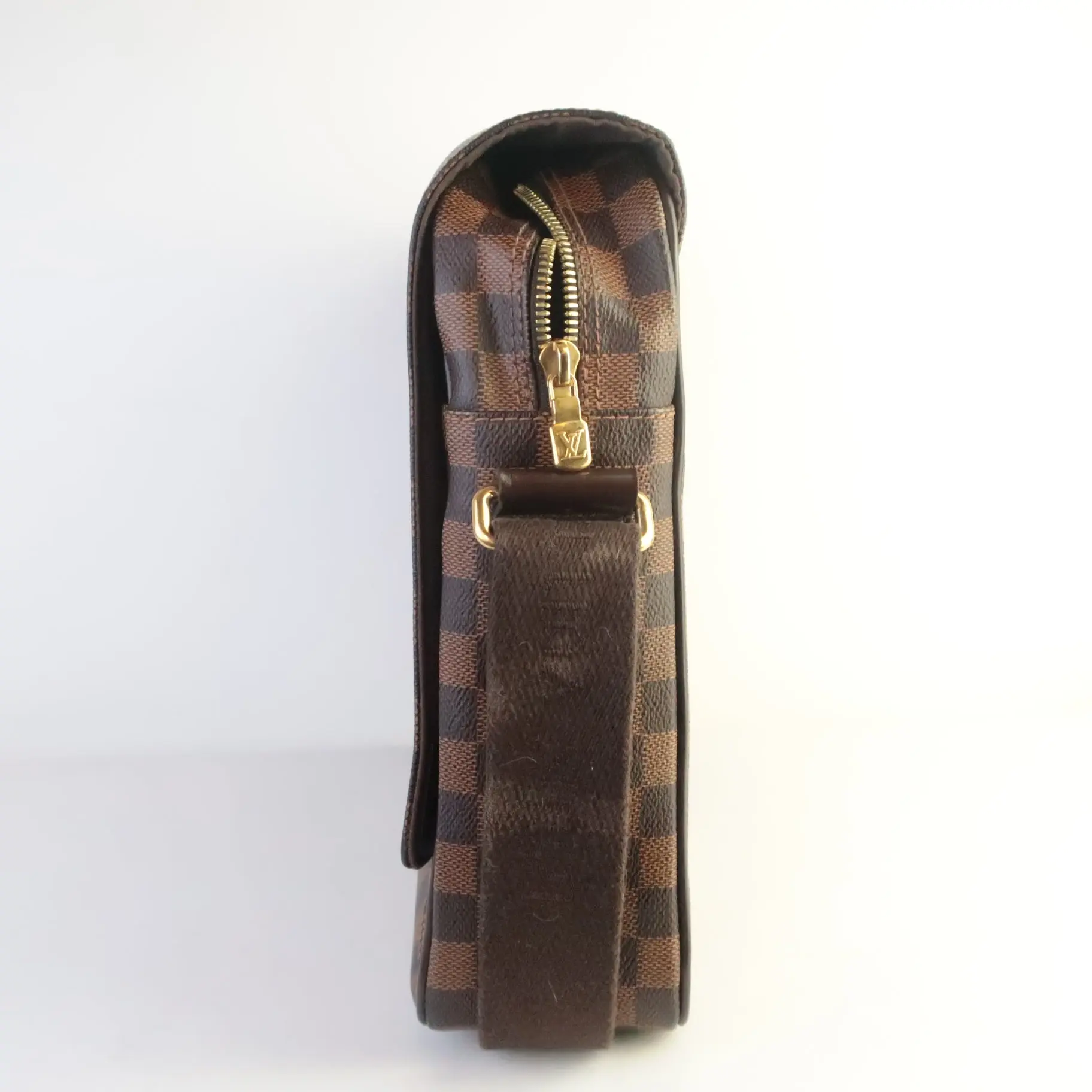 Louis Vuitton Damier Ebene Shelton GM Bag - Image 5