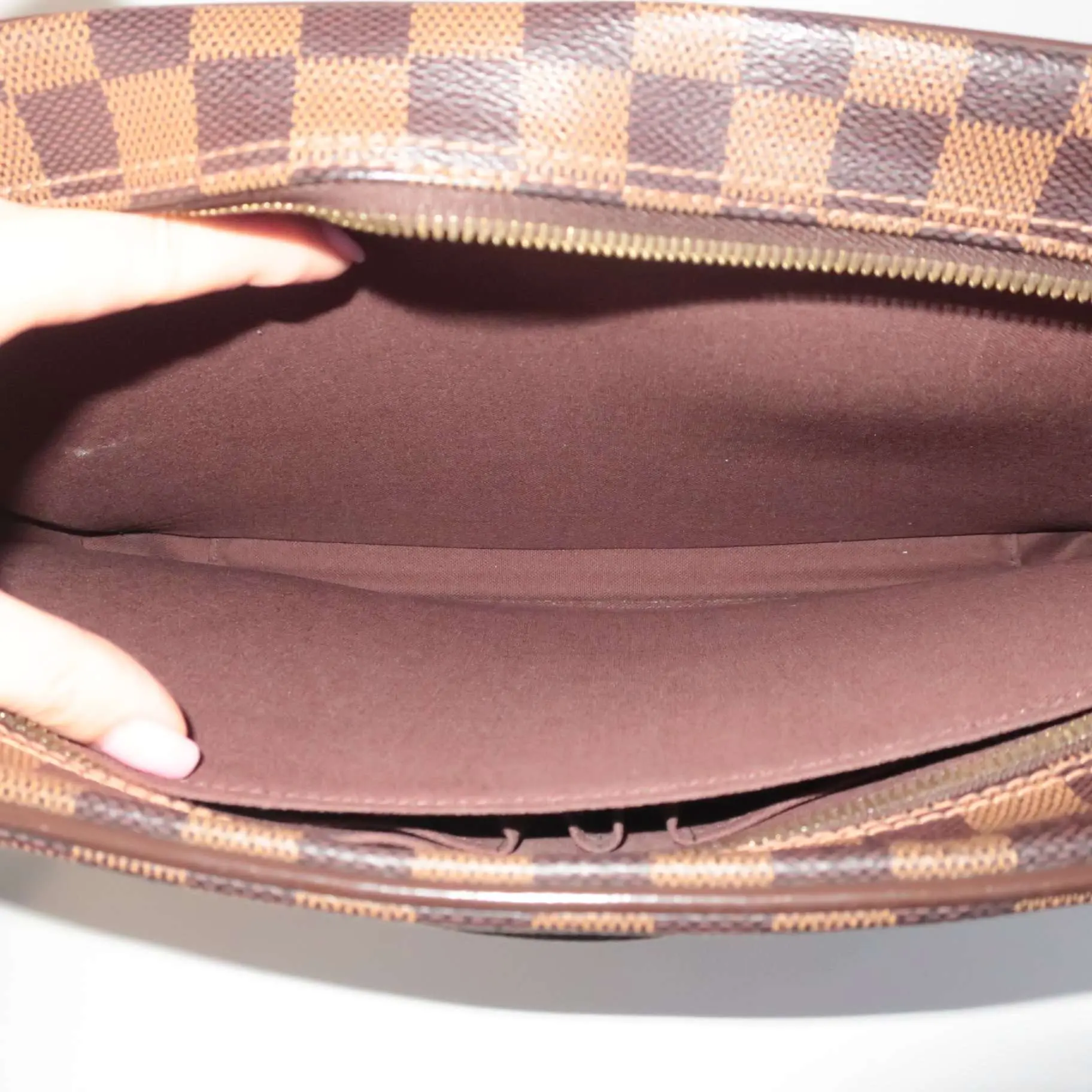 Louis Vuitton Damier Shelton GM Messenger - Image 14