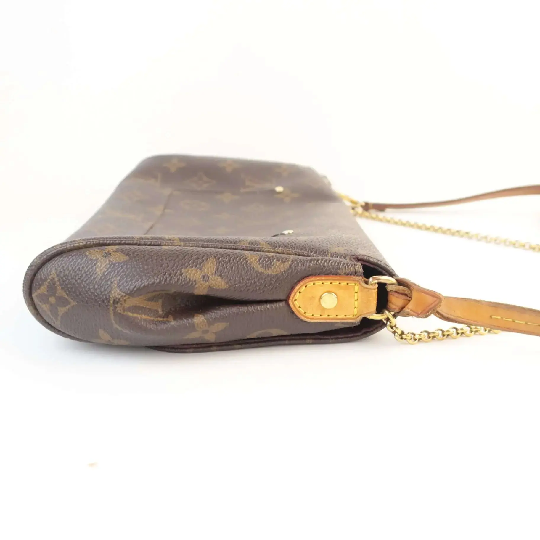 Louis Vuitton Monogram Canvas Favorite MM Crossbody Bag - Image 6