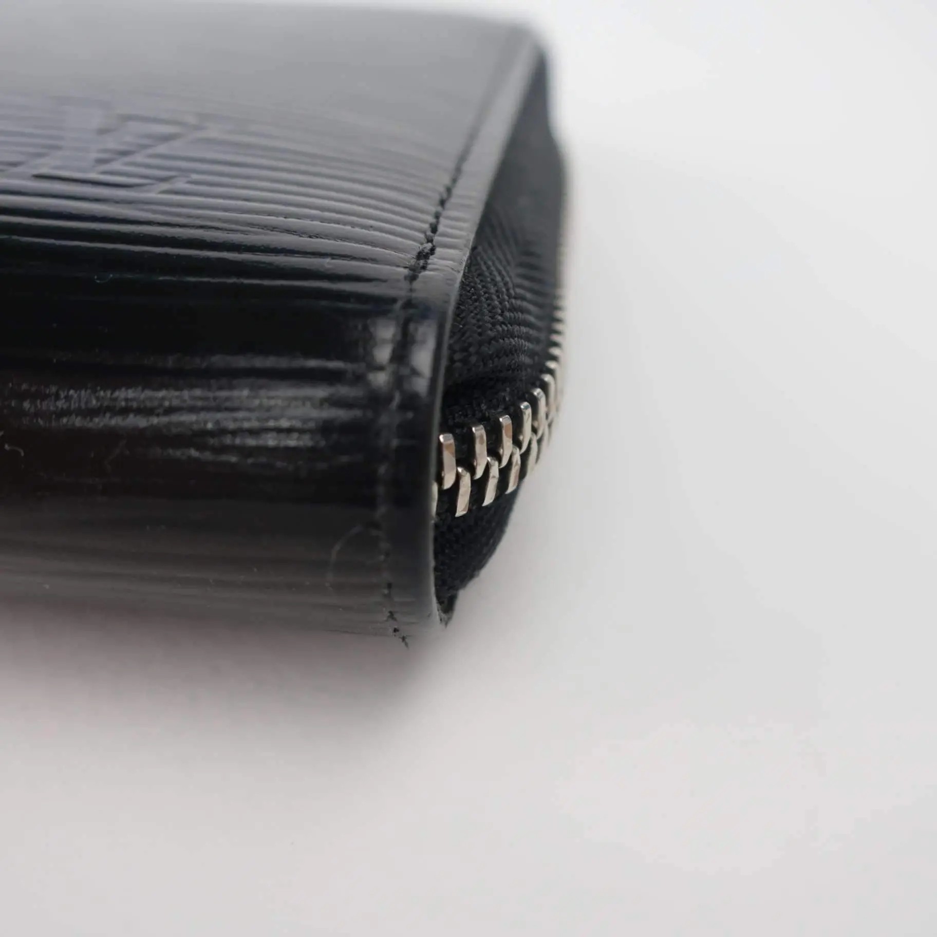 Louis Vuitton Electric Epi Noir Wallet - Image 10