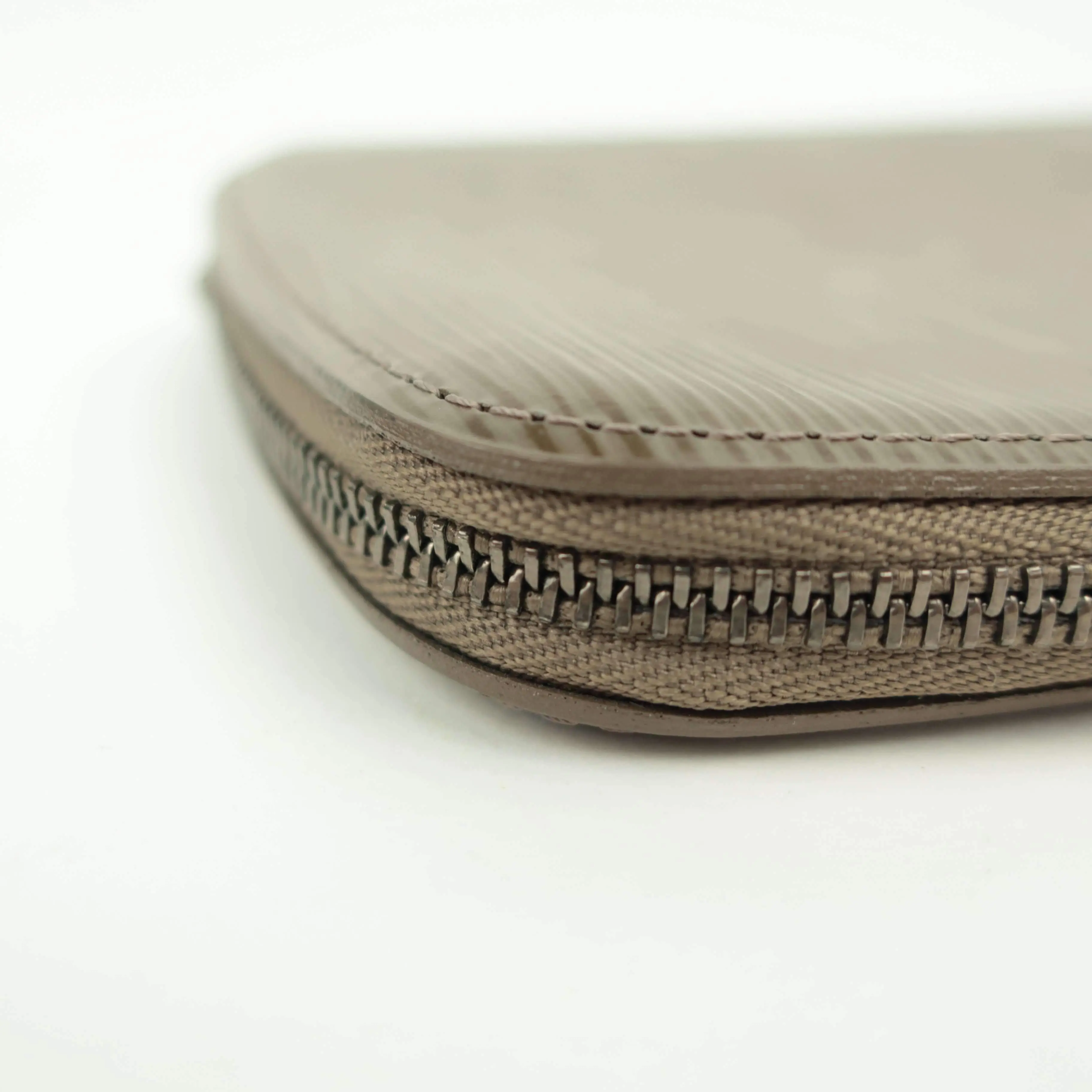 Louis Vuitton Etoupe Epi Geode Organizer Zippy Wallet - Image 13