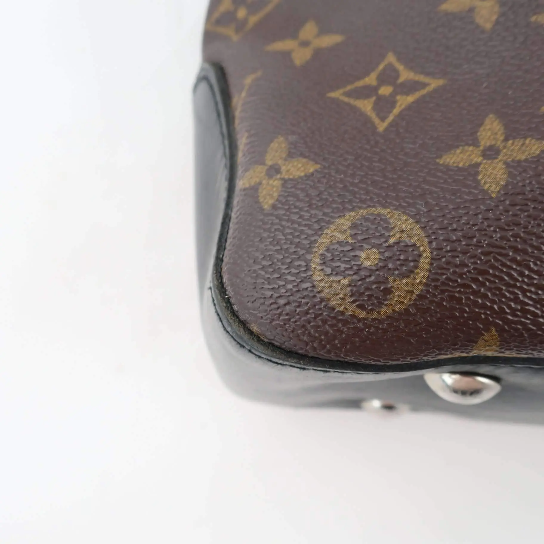 Louis Vuitton Kitan Monogram Macassar Canvas Crossbody Bag - Image 31