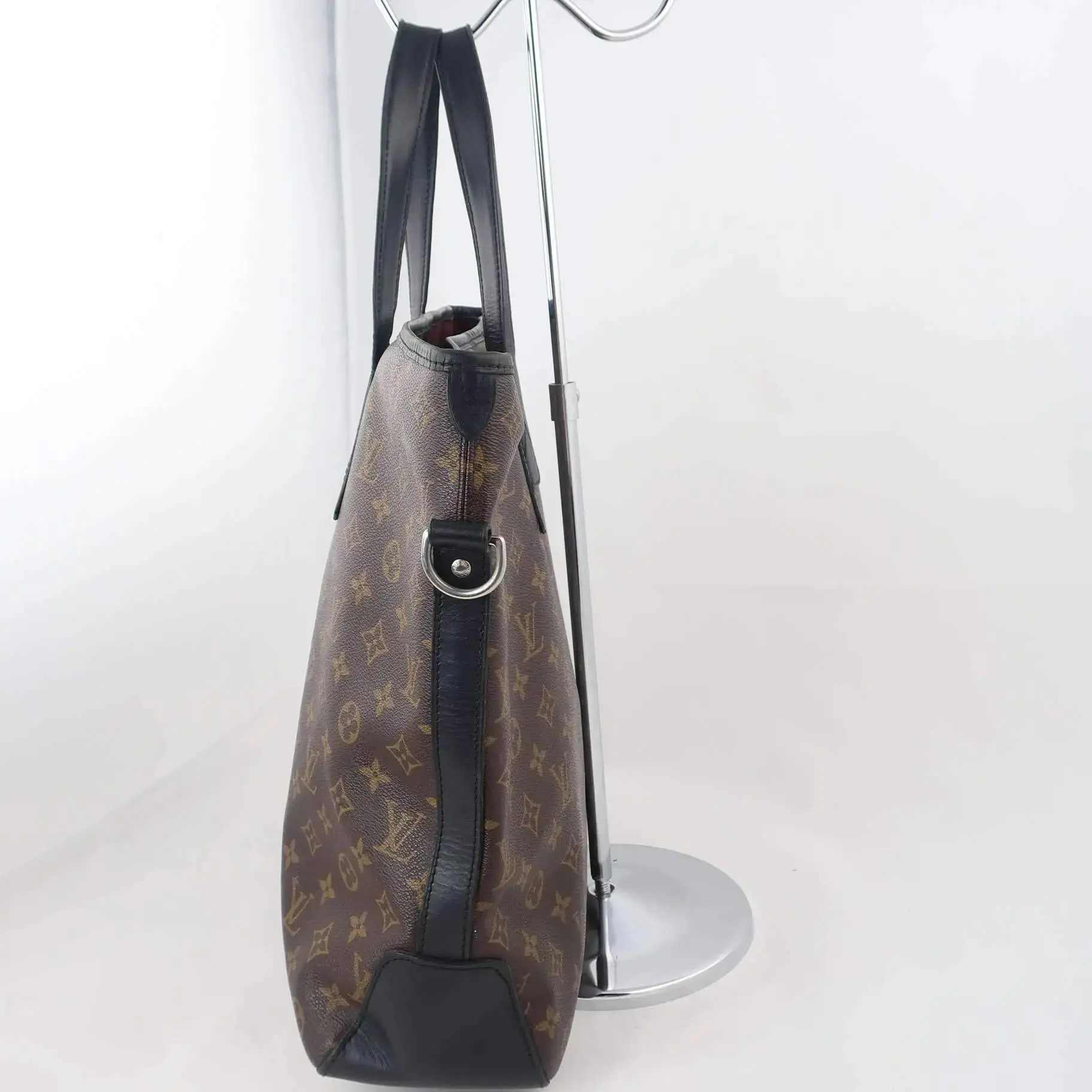 Louis Vuitton Kitan Monogram Macassar Canvas Crossbody Bag - Image 5