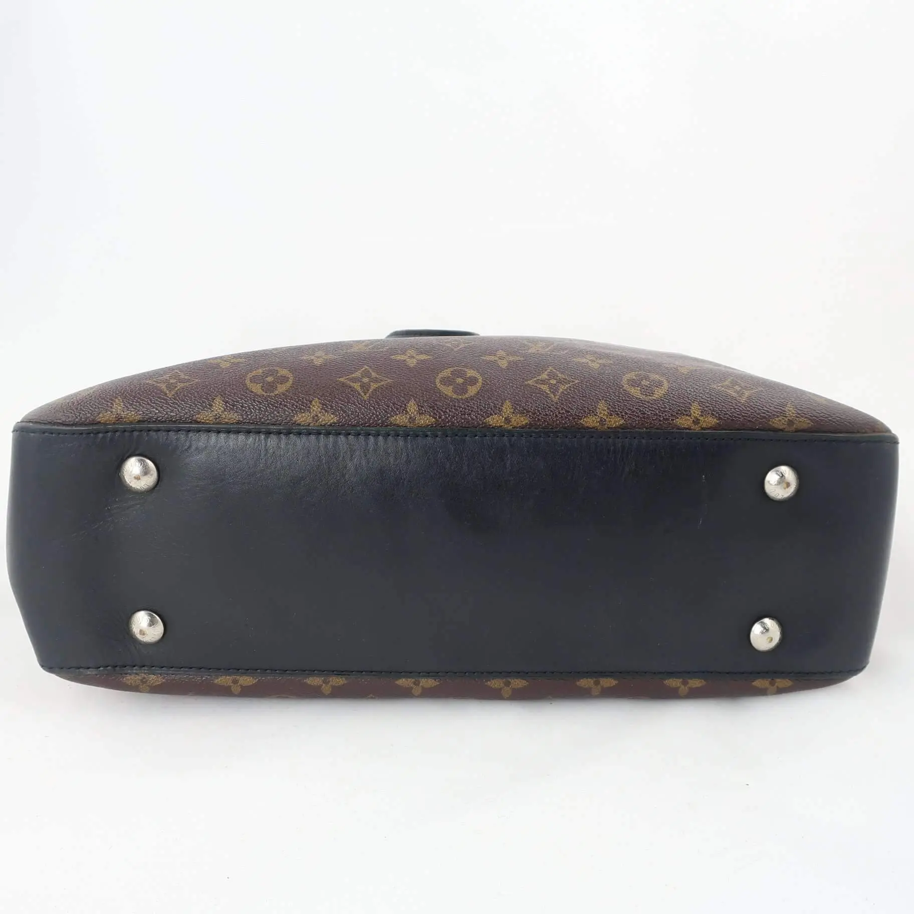 Louis Vuitton Kitan Monogram Macassar Canvas Crossbody Bag - Image 7