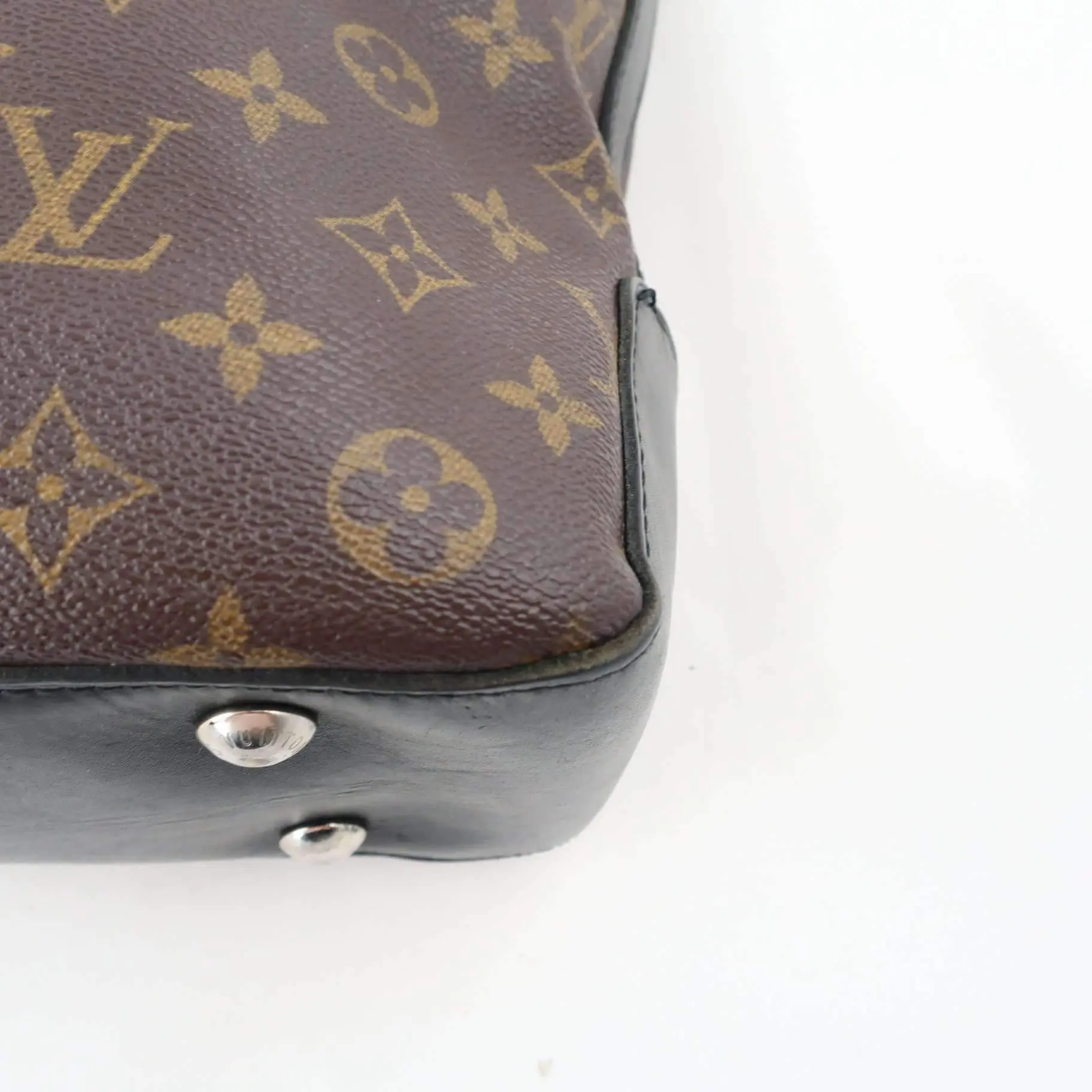 Louis Vuitton Kitan Monogram Macassar Canvas Crossbody Bag - Image 8