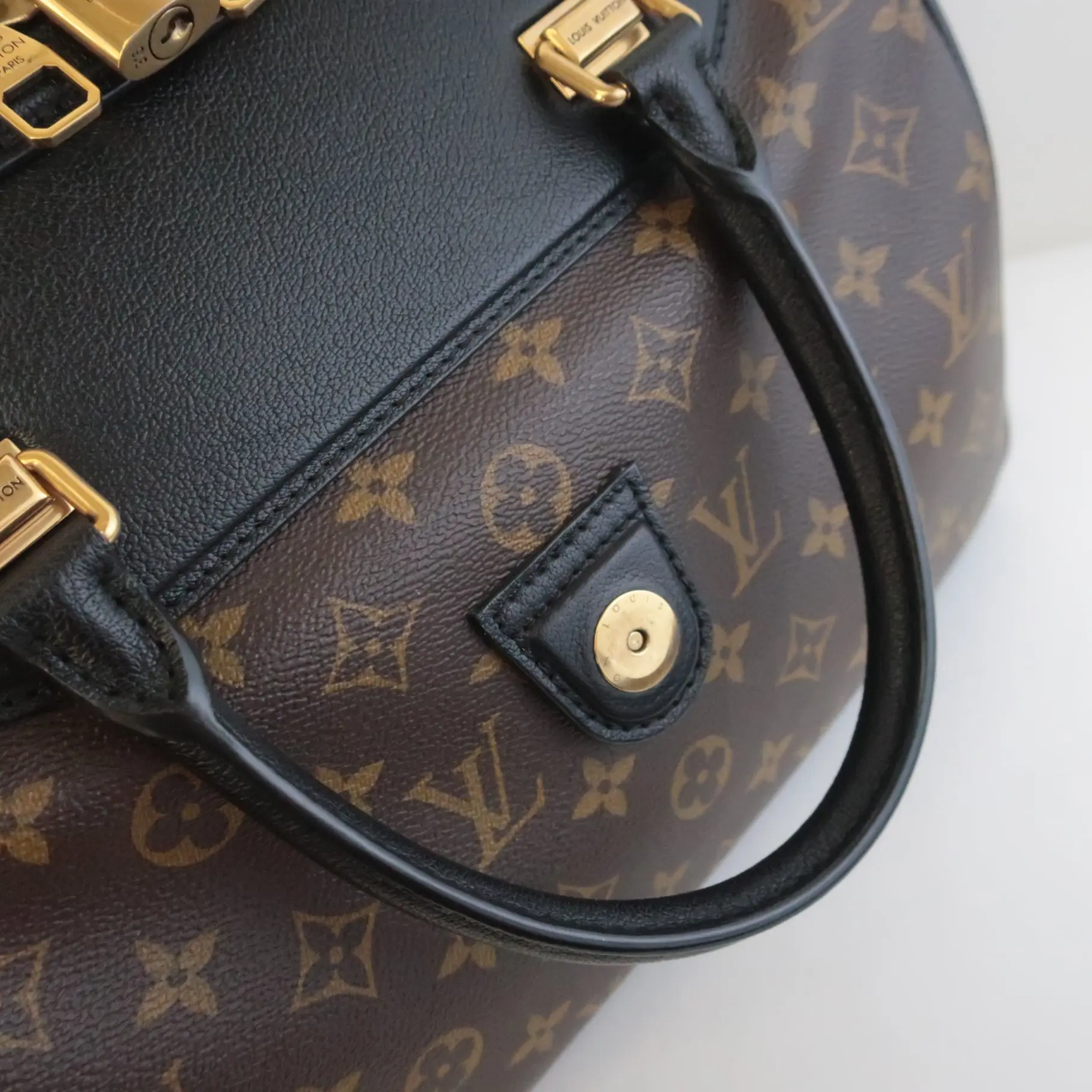 Louis Vuitton Black Monogram Golden Arrow Speedy Bag - Image 15