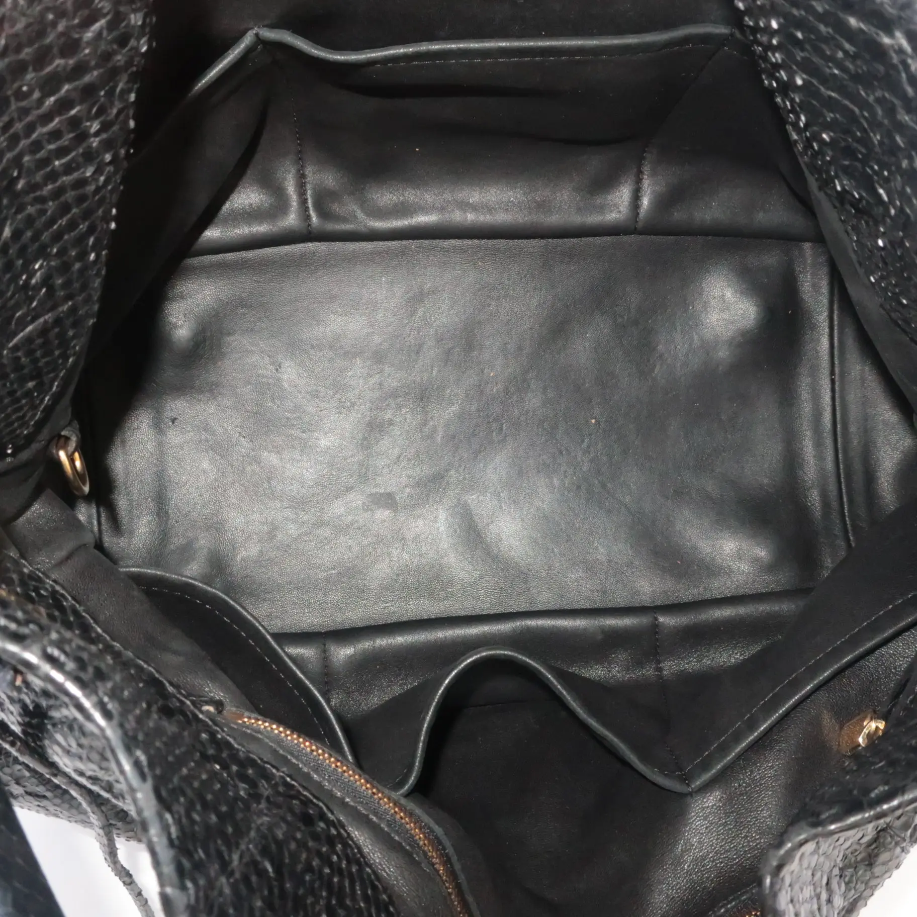 Louis Vuitton Noir Python Artsy MM Bag - Image 11