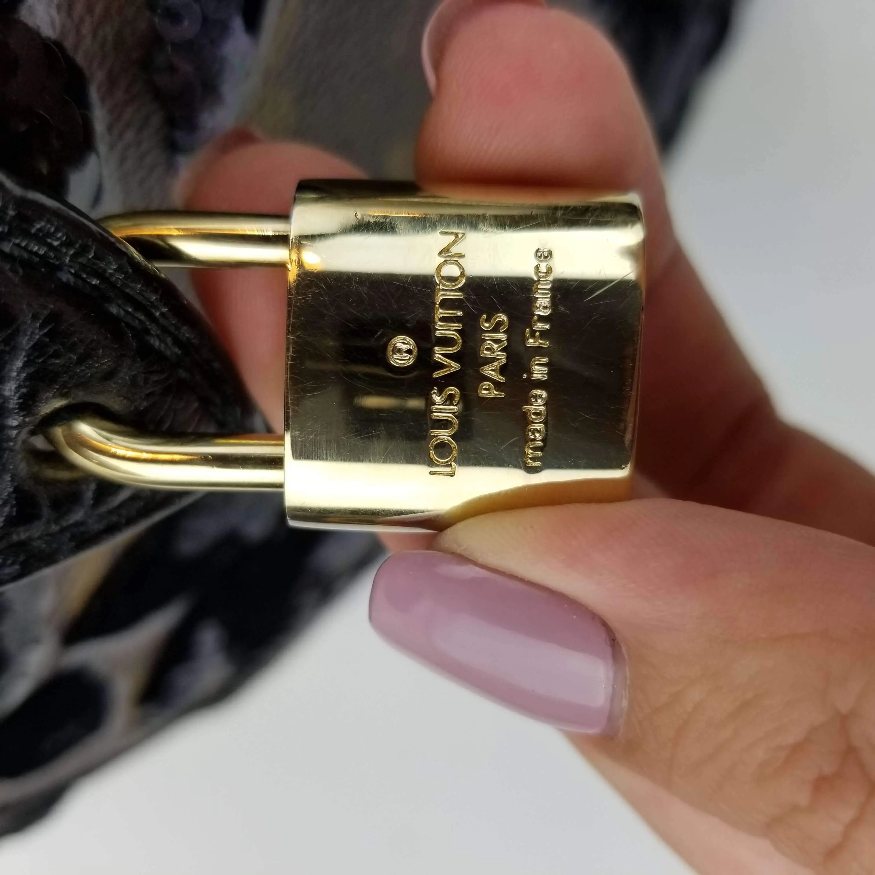 Louis Vuitton Limited Edition Monogram Fleur de Jais Speedy 30 Bag - Image 33