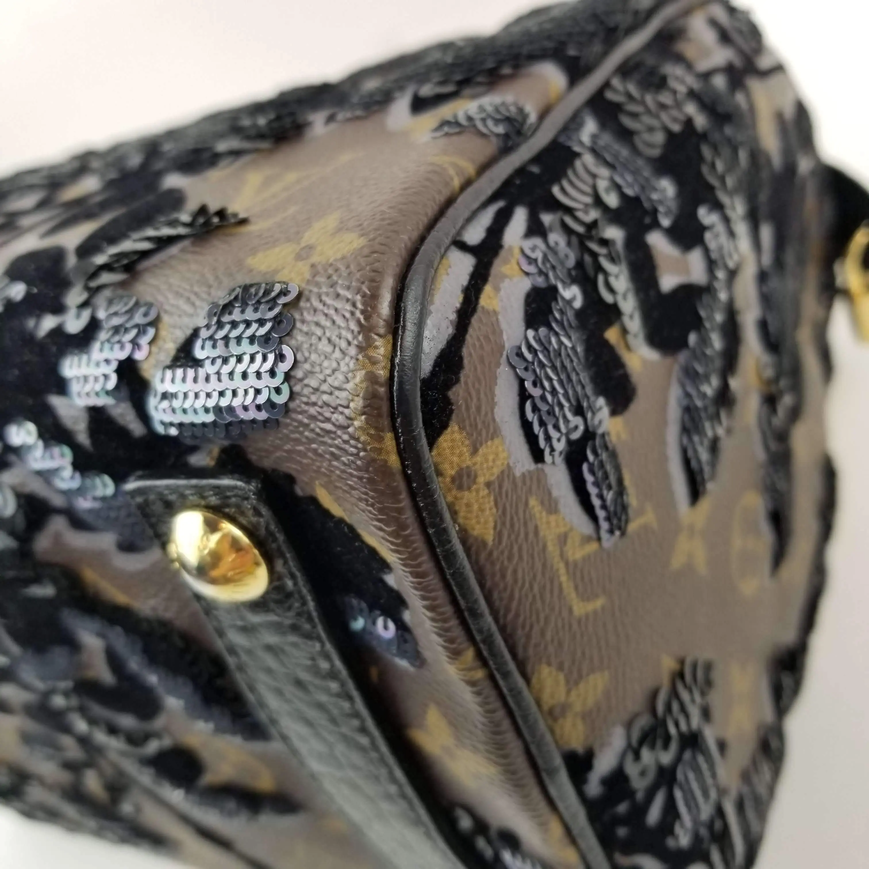Louis Vuitton Limited Edition Monogram Fleur de Jais Speedy 30 Bag - Image 39