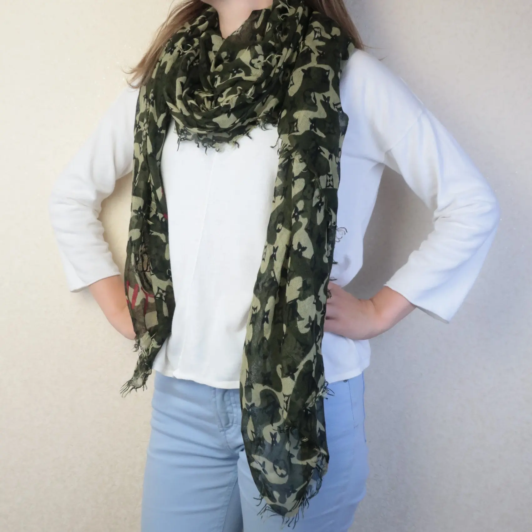 Louis Vuitton Monogramouflage/Camouflage Takashi Murakami Stole/Shawl (728) - Image 11