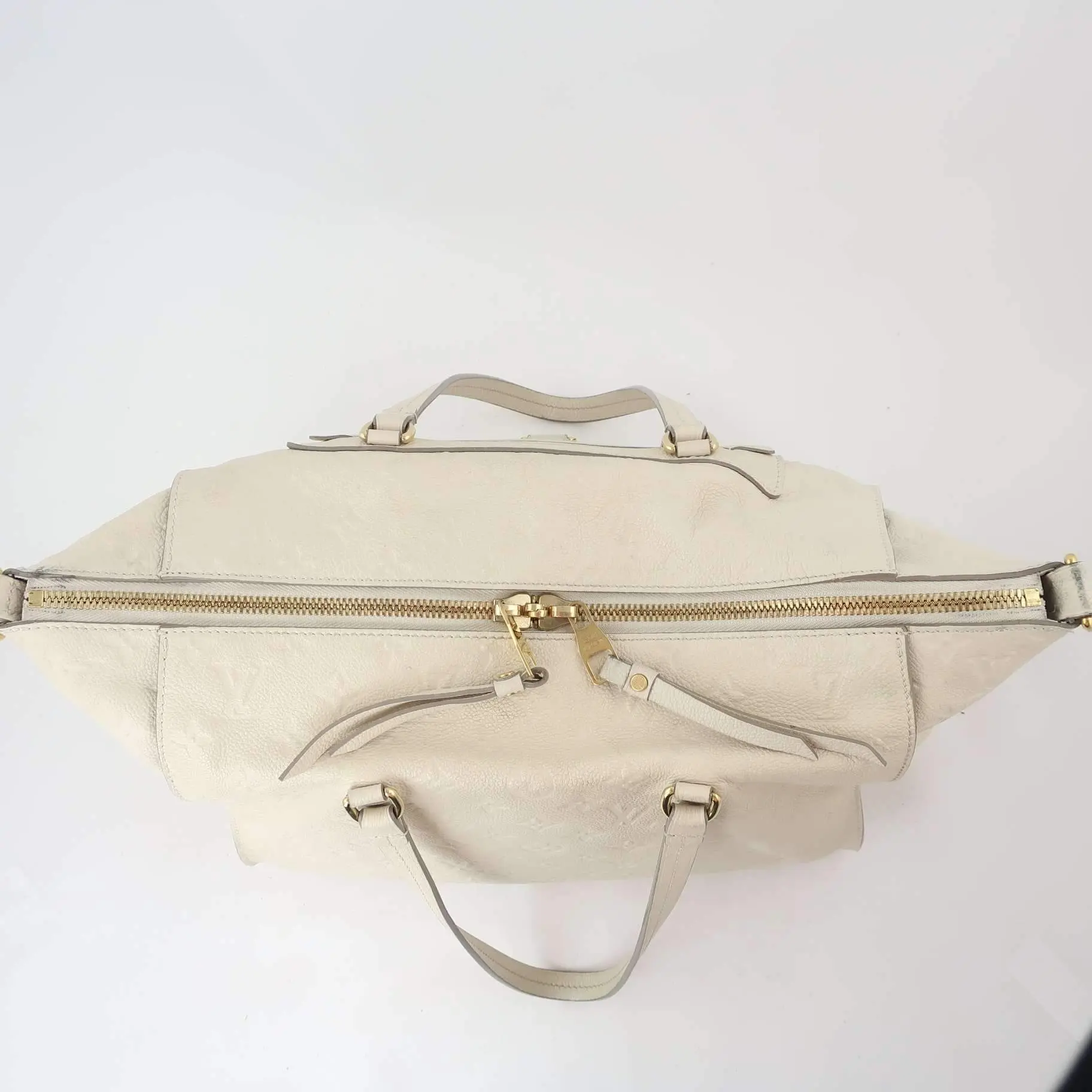 Louis Vuitton Lumineuse PM Empreinte Neige Bag - Image 15