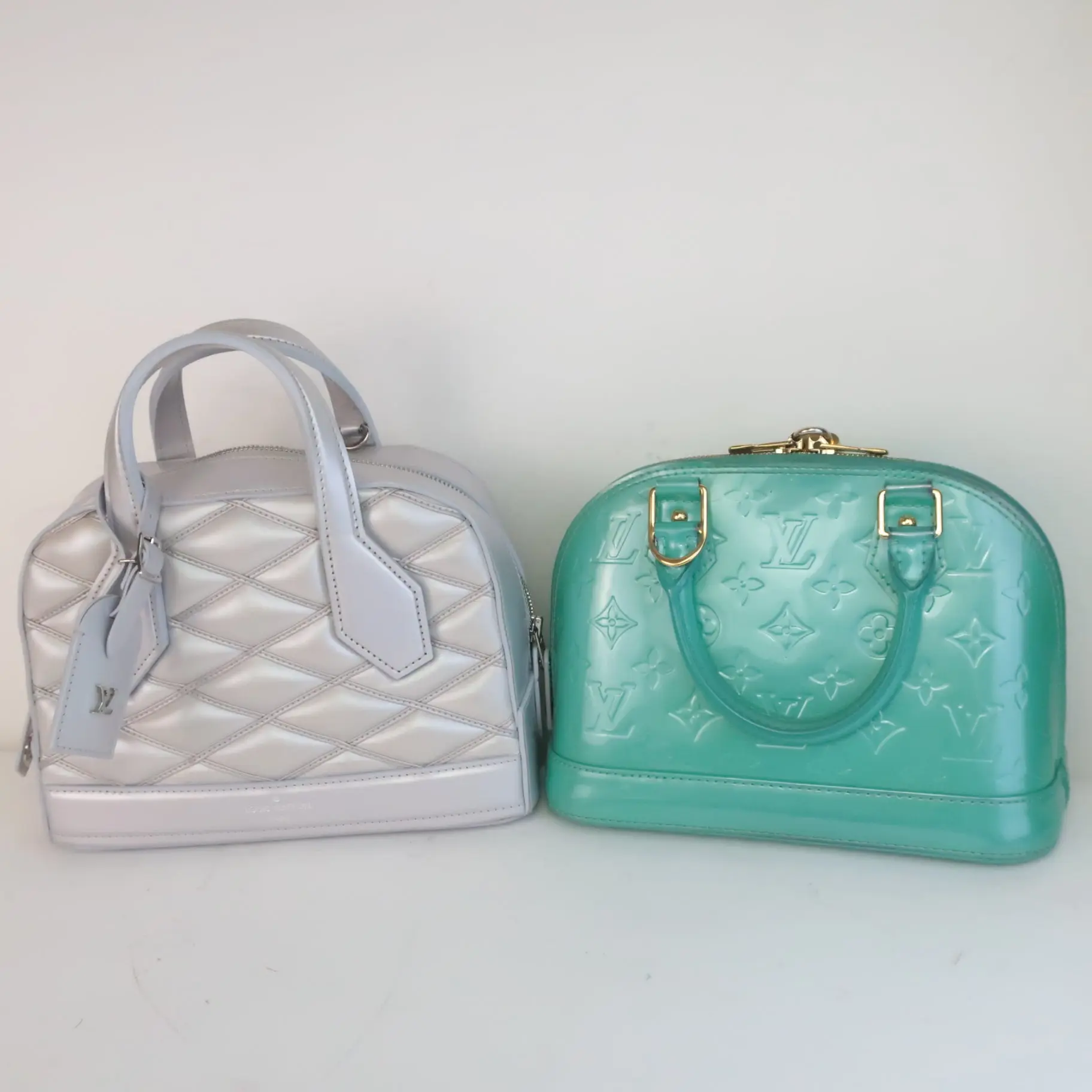 Louis Vuitton Malletage Dora Silver Crossbody bag - Image 11