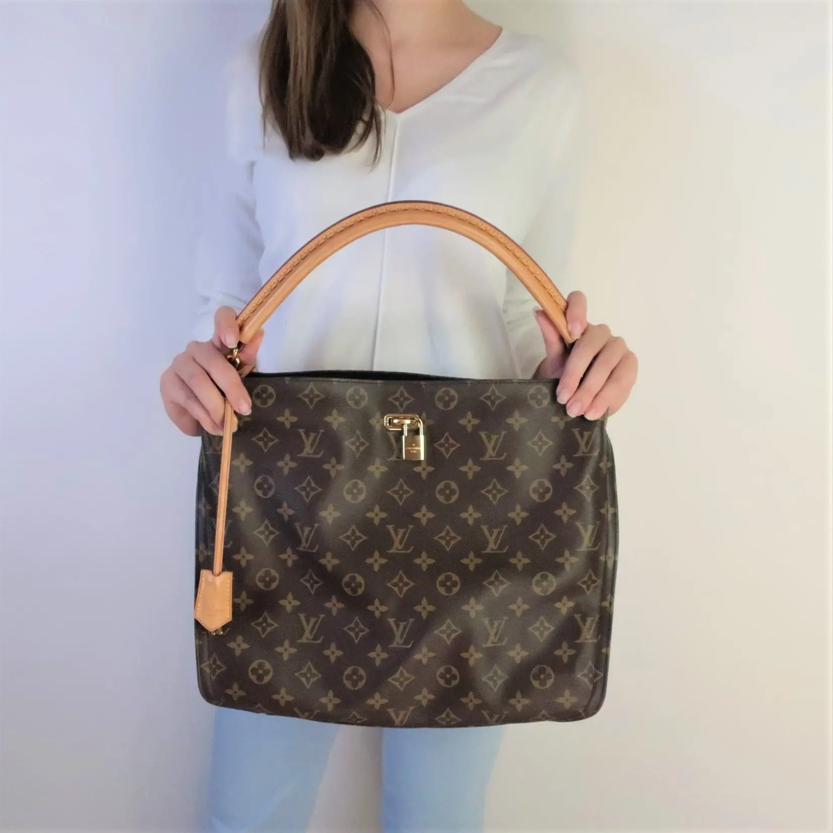 Louis Vuitton Monogram Canvas Noir Black Gaia Bag