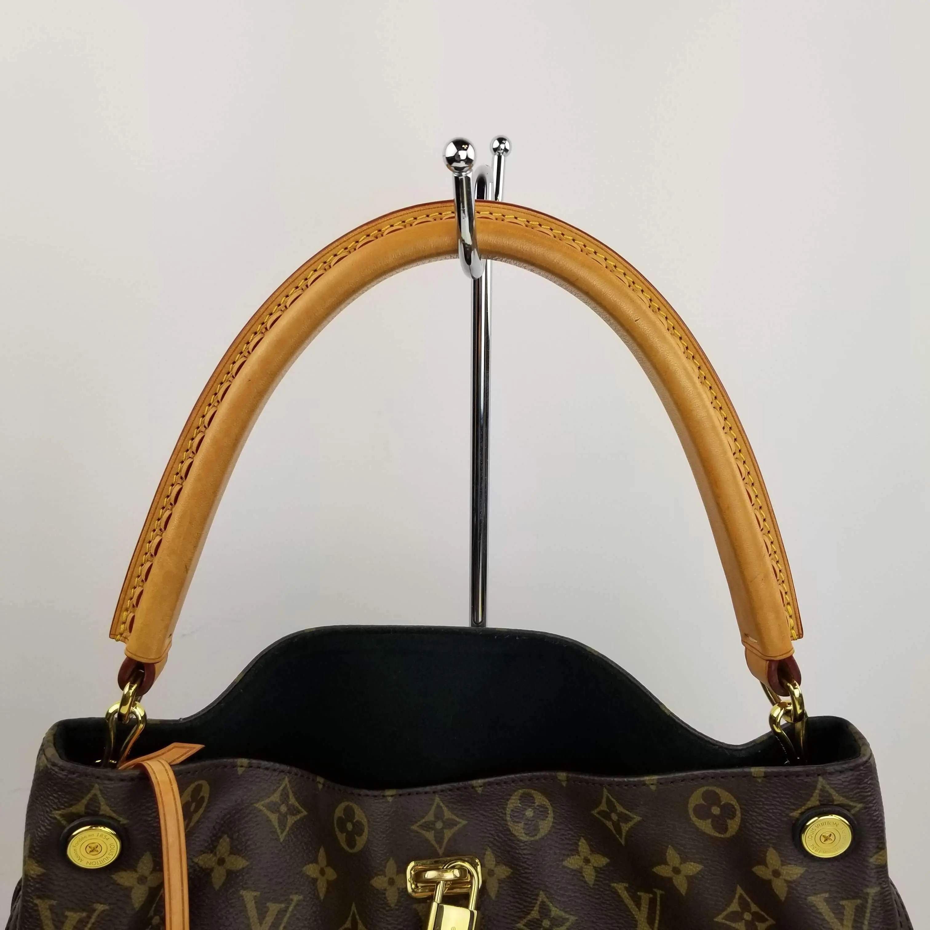 Louis Vuitton Monogram Canvas Noir Black Gaia Bag - Image 8