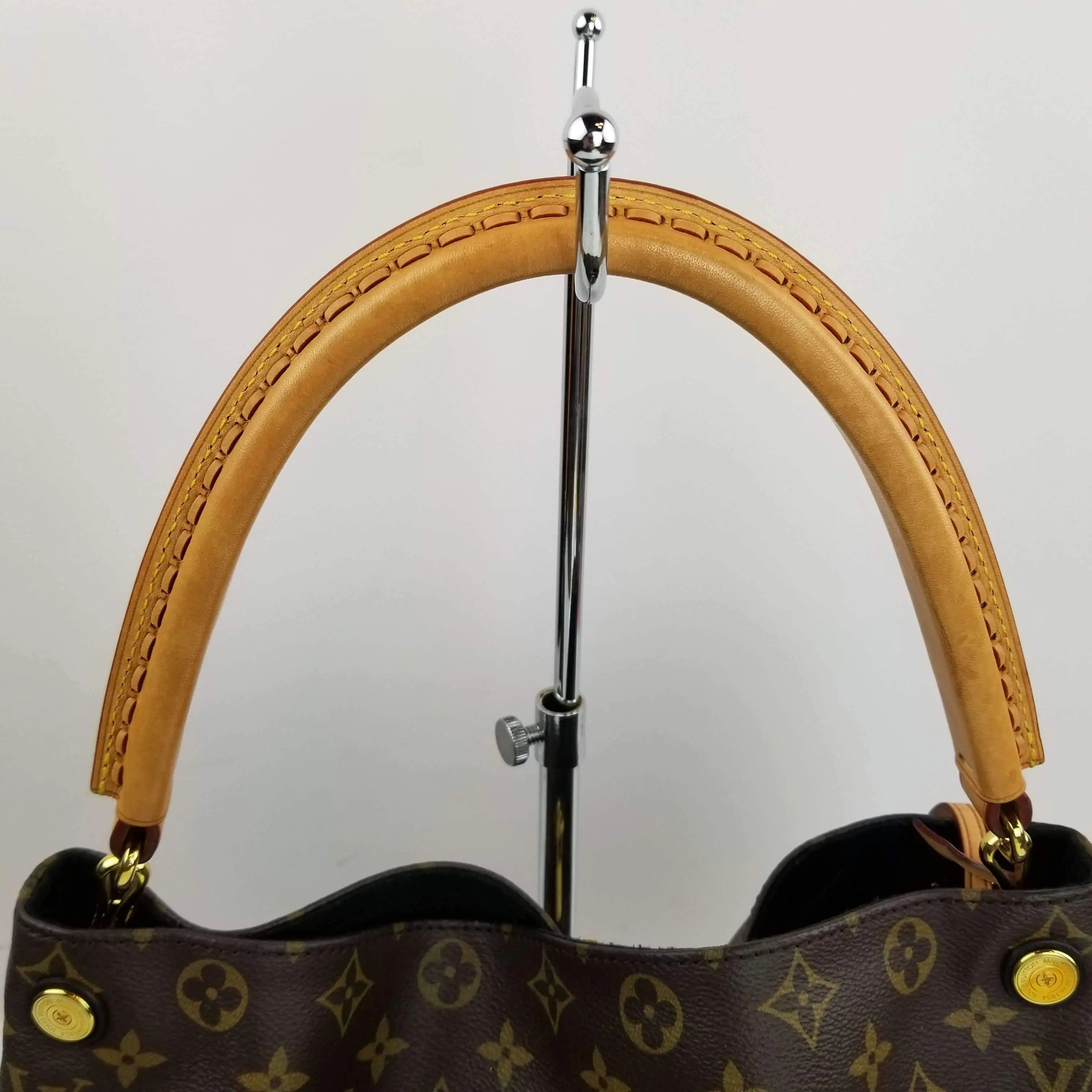 Louis Vuitton Monogram Canvas Noir Black Gaia Bag - Image 9