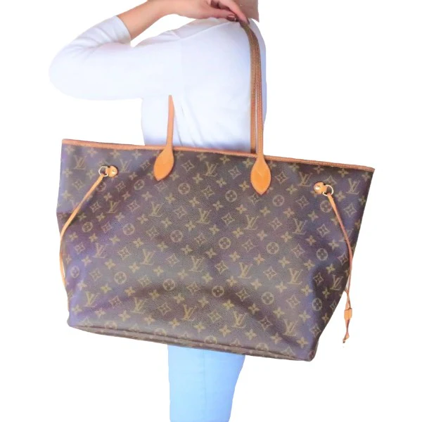 Louis Vuitton Monogram Canvas Neverfull GM Shoulder Bag (750)