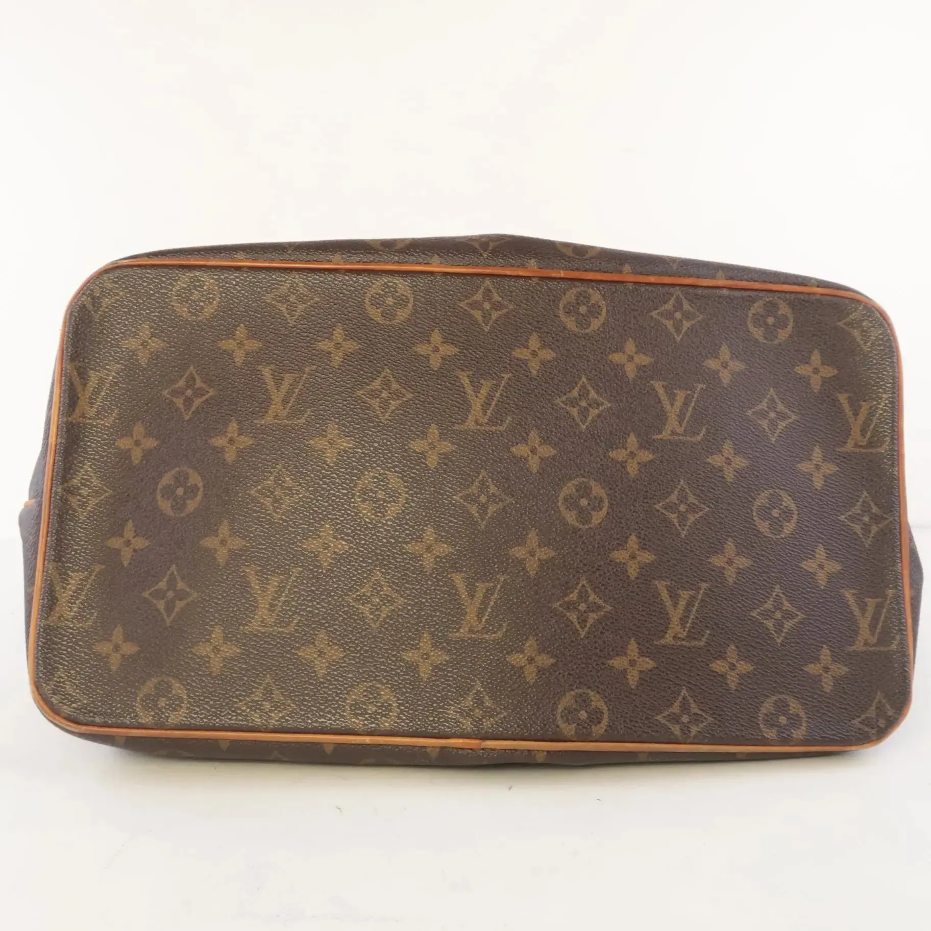 Louis Vuitton Monogram Palermo GM Shoulder Bag - Image 7