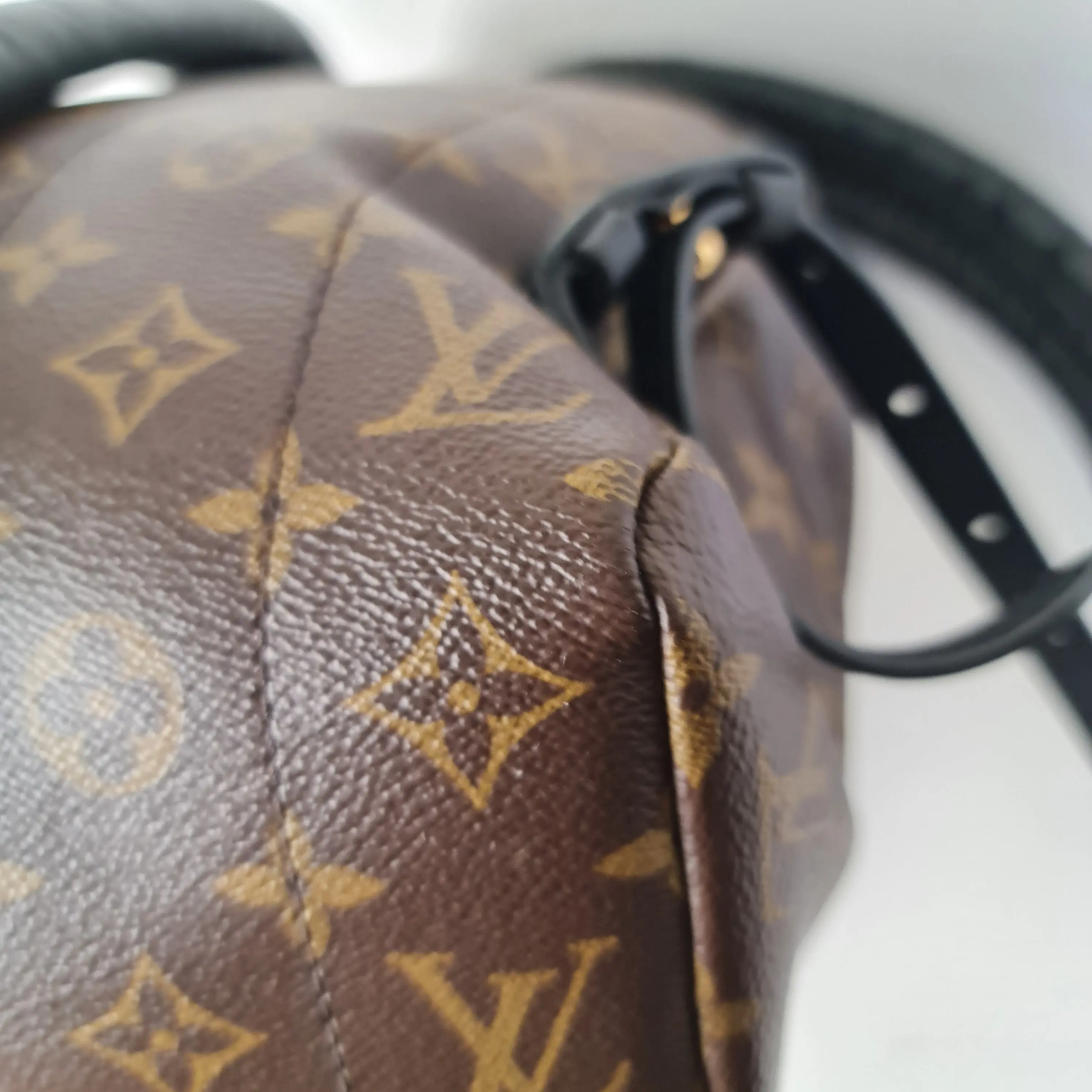 Louis Vuitton Monogram Canvas Palm Springs MM Backpack (766) - Image 17
