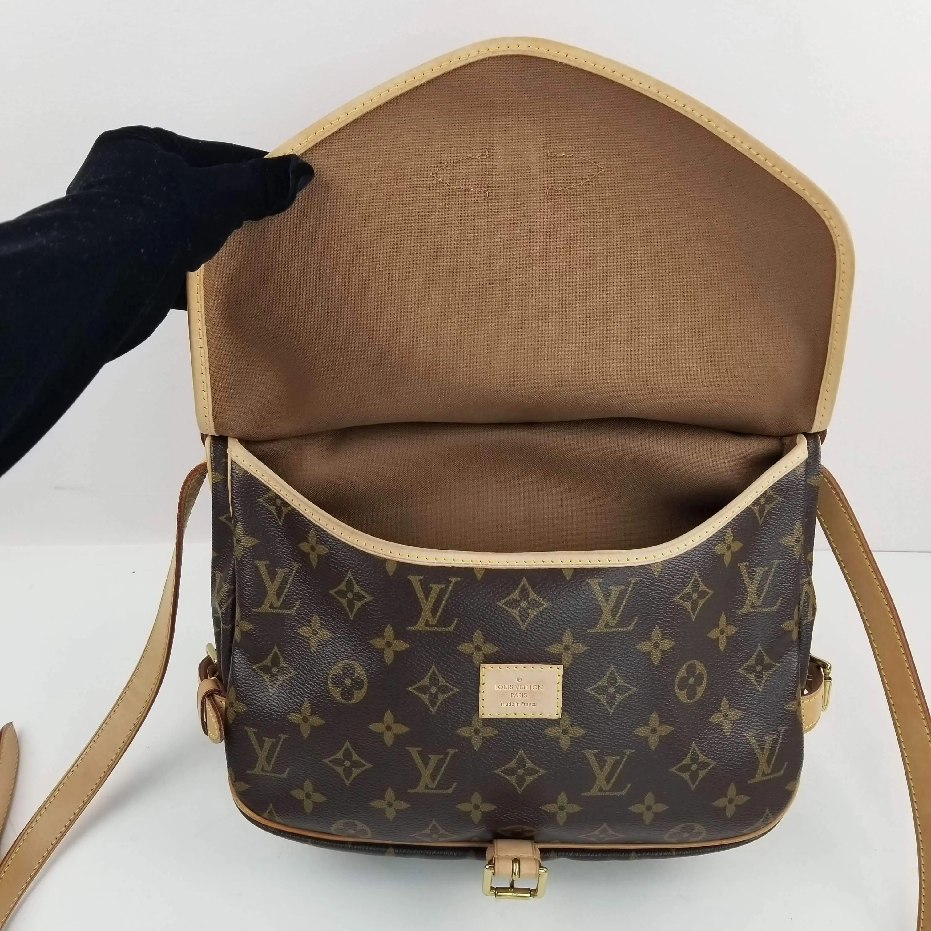 Louis Vuitton Monogram Canvas Saumur PM Bag - Image 10