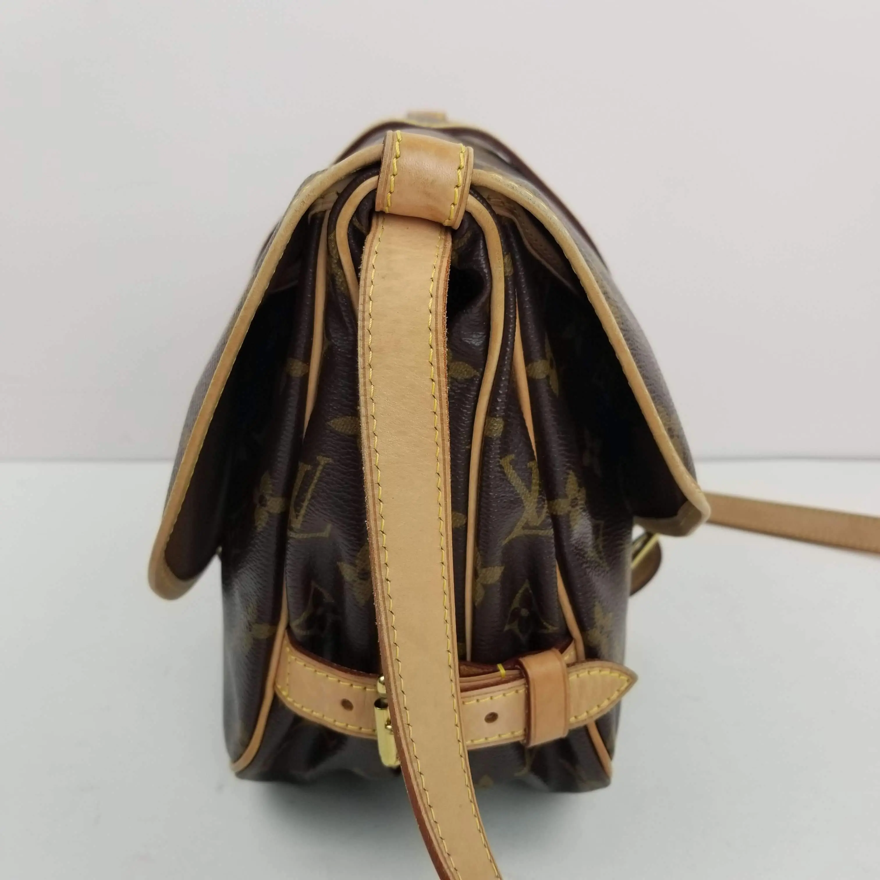 Louis Vuitton Monogram Canvas Saumur PM Bag - Image 6