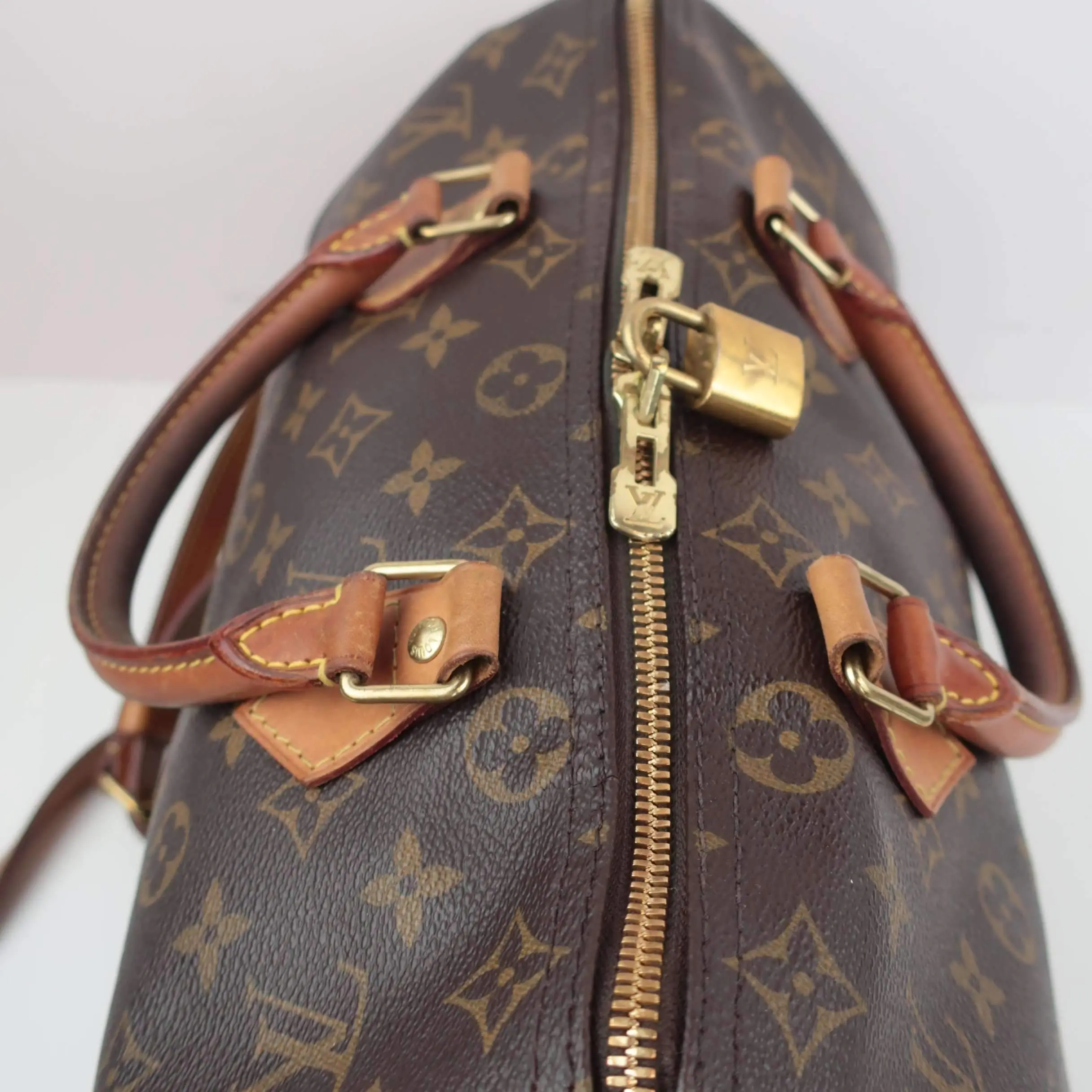 Louis Vuitton Monogram Canvas Speedy 30 Bandouliere Bag (with initials) - Image 21