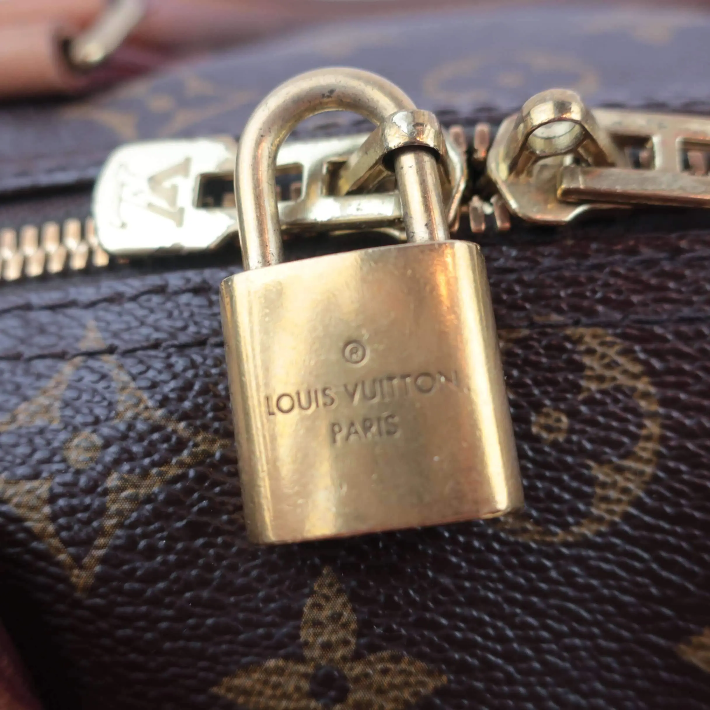 Louis Vuitton Monogram Canvas Speedy 30 Bandouliere Bag (with initials) - Image 29
