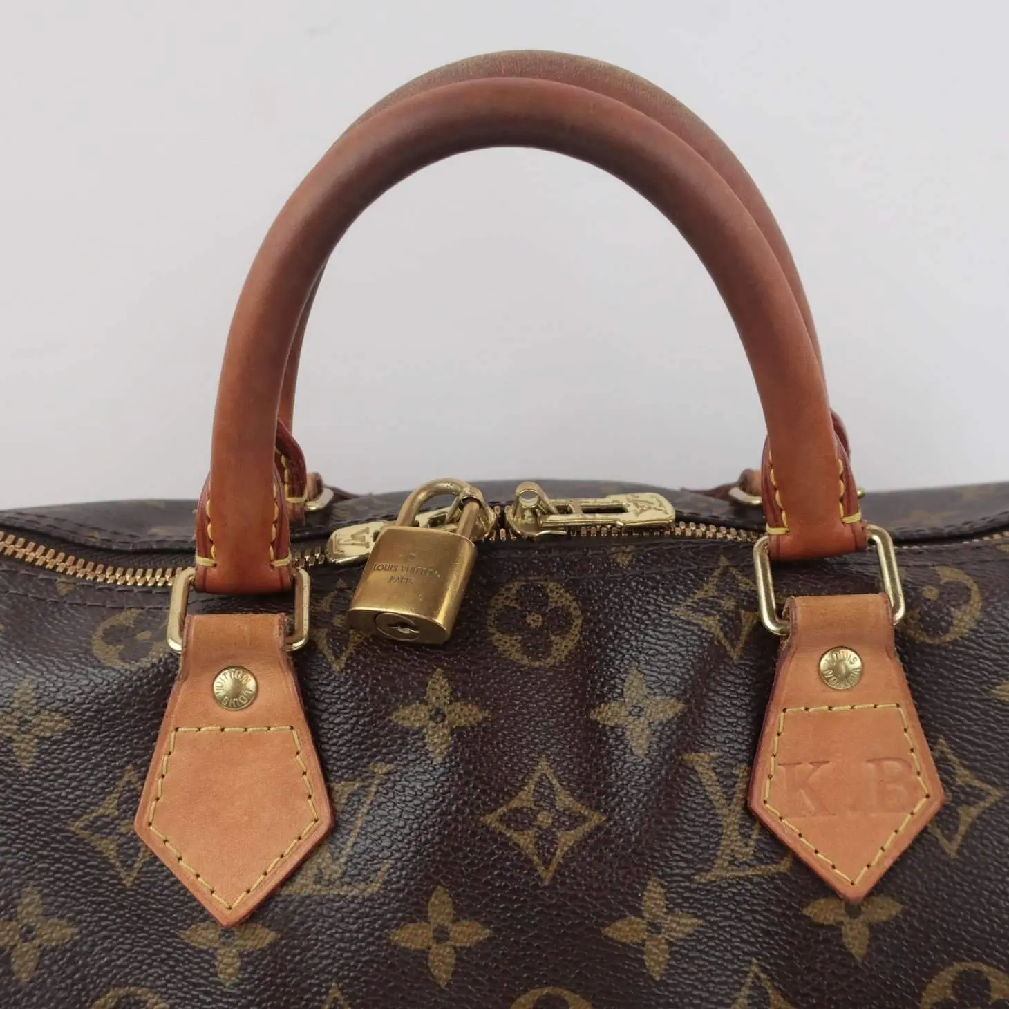 Louis Vuitton Monogram Canvas Speedy 30 Bandouliere Bag (with initials) - Image 4