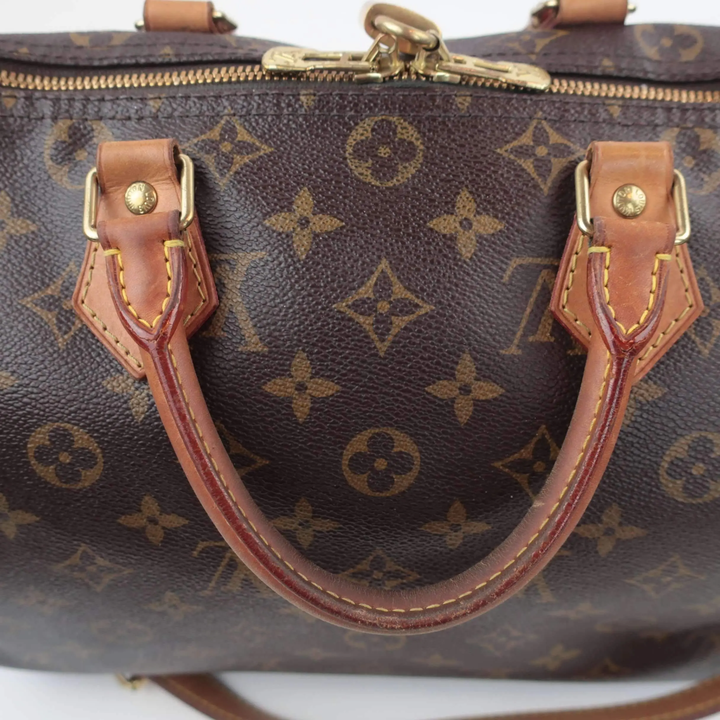 Louis Vuitton Monogram Canvas Speedy 30 Bandouliere Bag (with initials) - Image 43