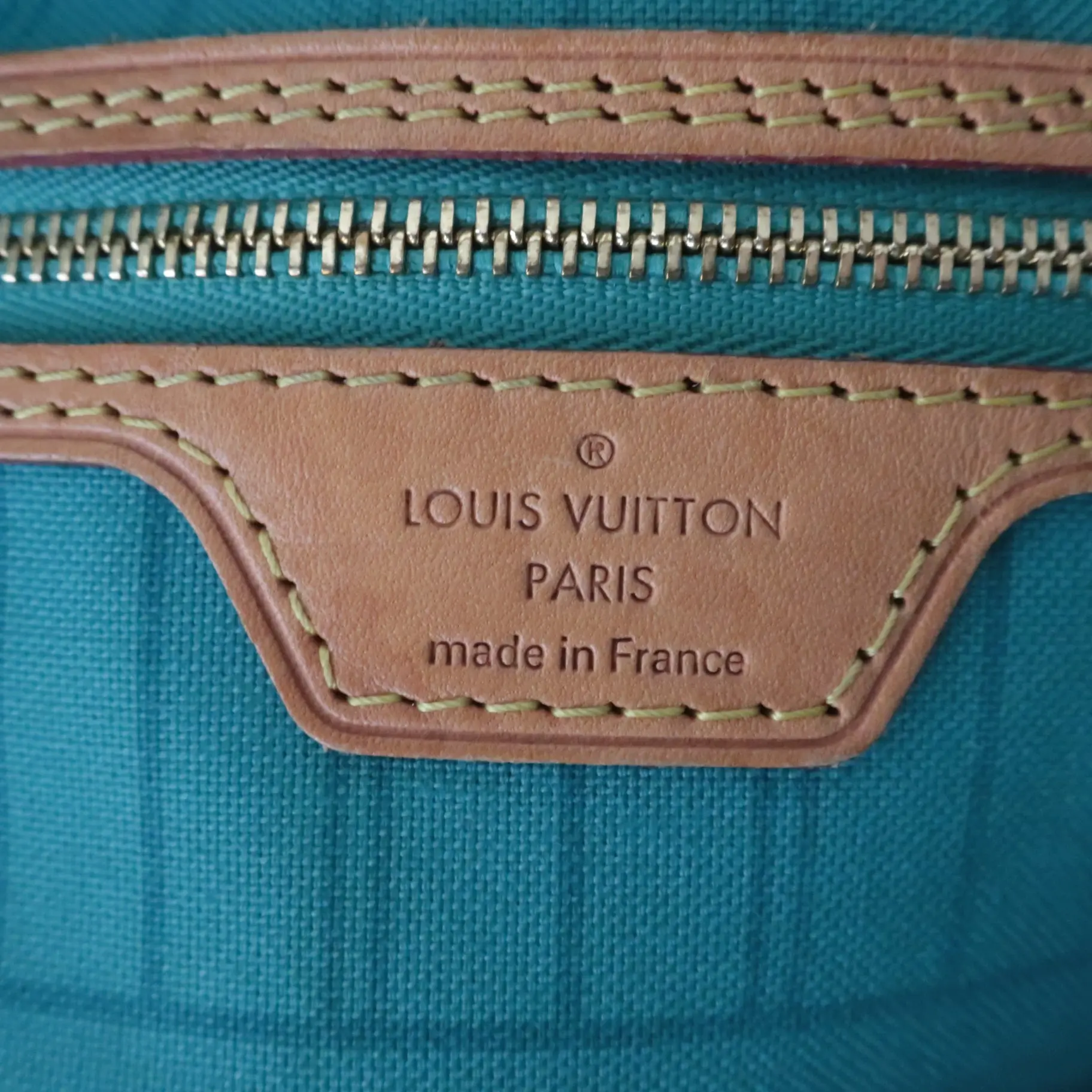 Louis Vuitton Monogram Canvas V Voyage Turquoise Neverfull MM Bag (777) - Image 12