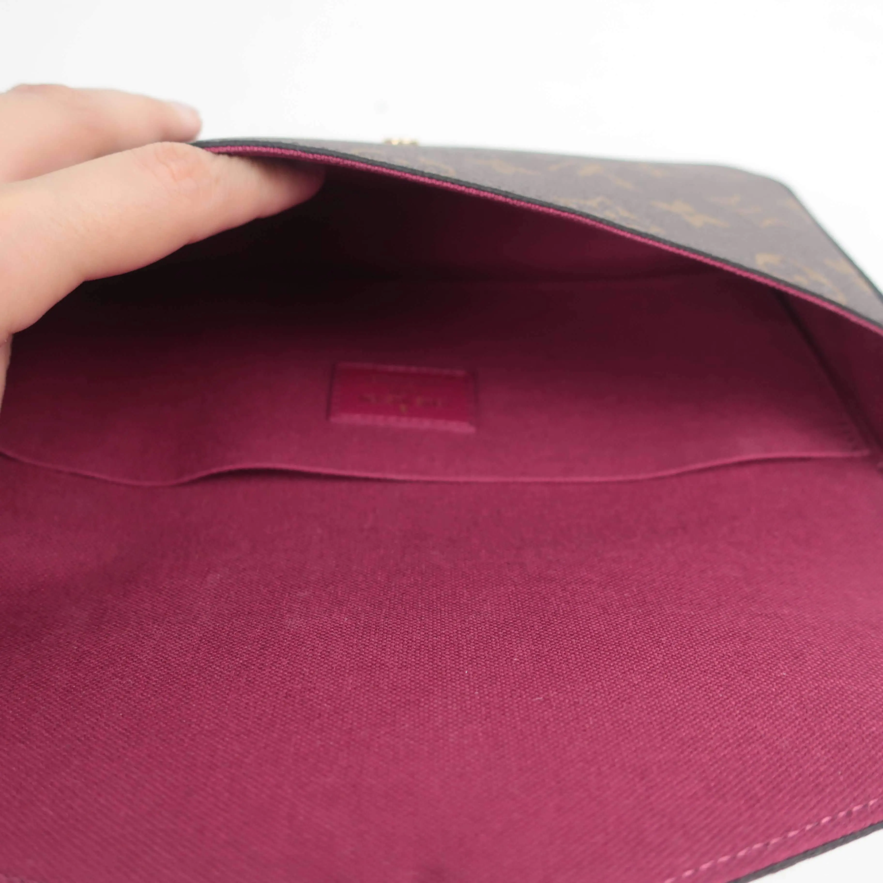Louis Vuitton Monogram Felicie bag with Fuchsia Inserts - Image 35