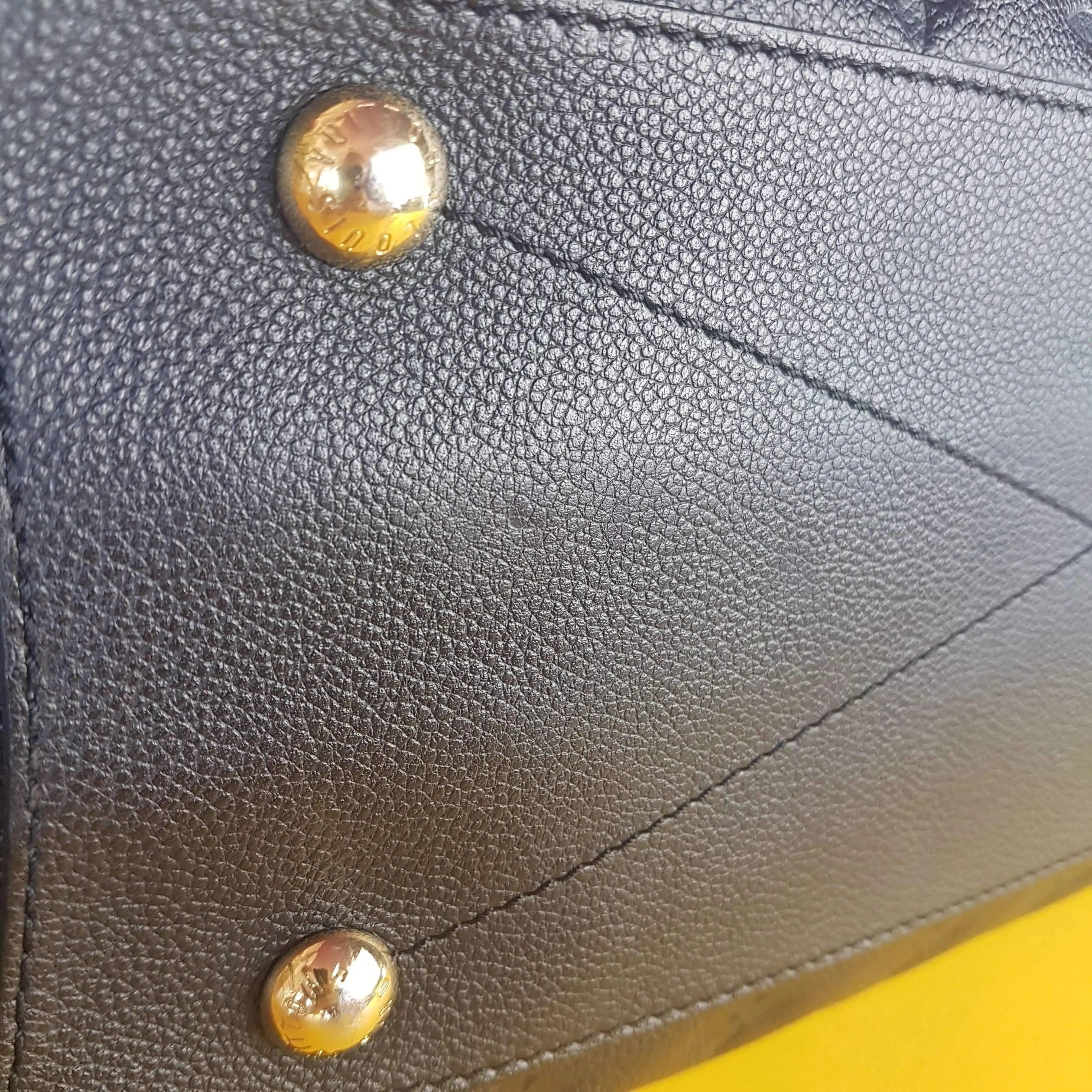 Louis Vuitton Montaigne GM Noir Empreinte Leather Bag - Image 18