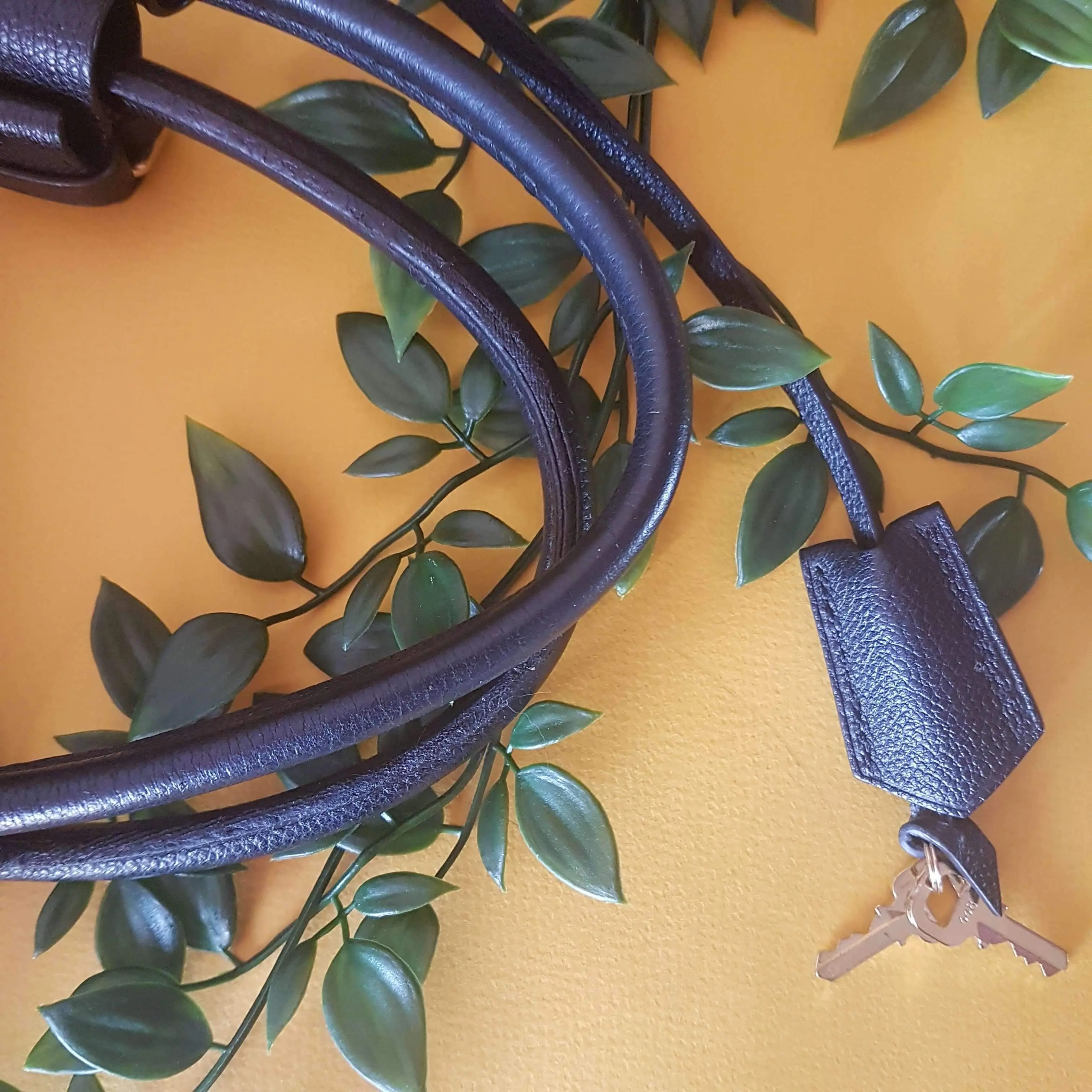 Louis Vuitton Montaigne GM Noir Empreinte Leather Bag - Image 19