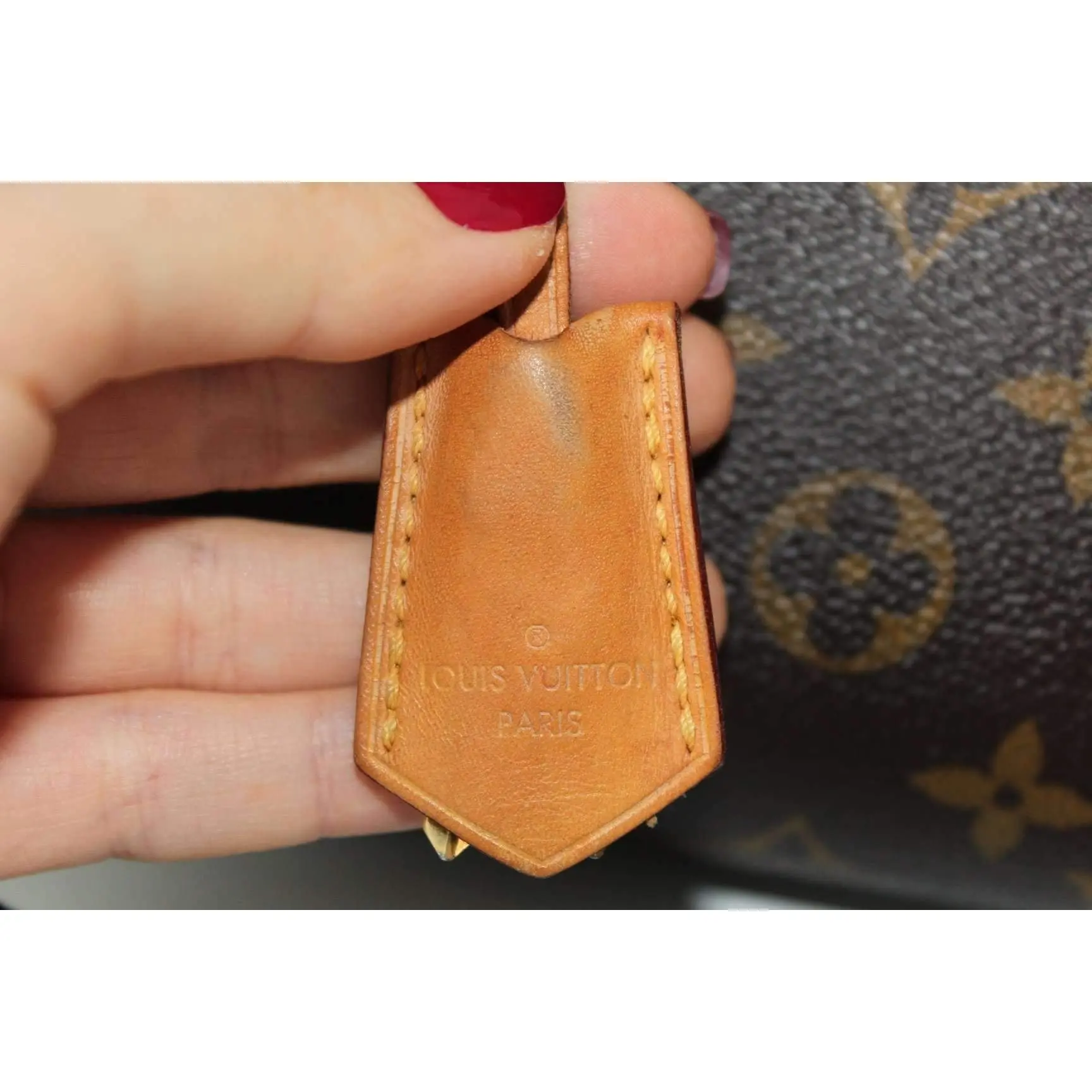 Louis Vuitton Montaigne MM Monogram Bag - Image 10