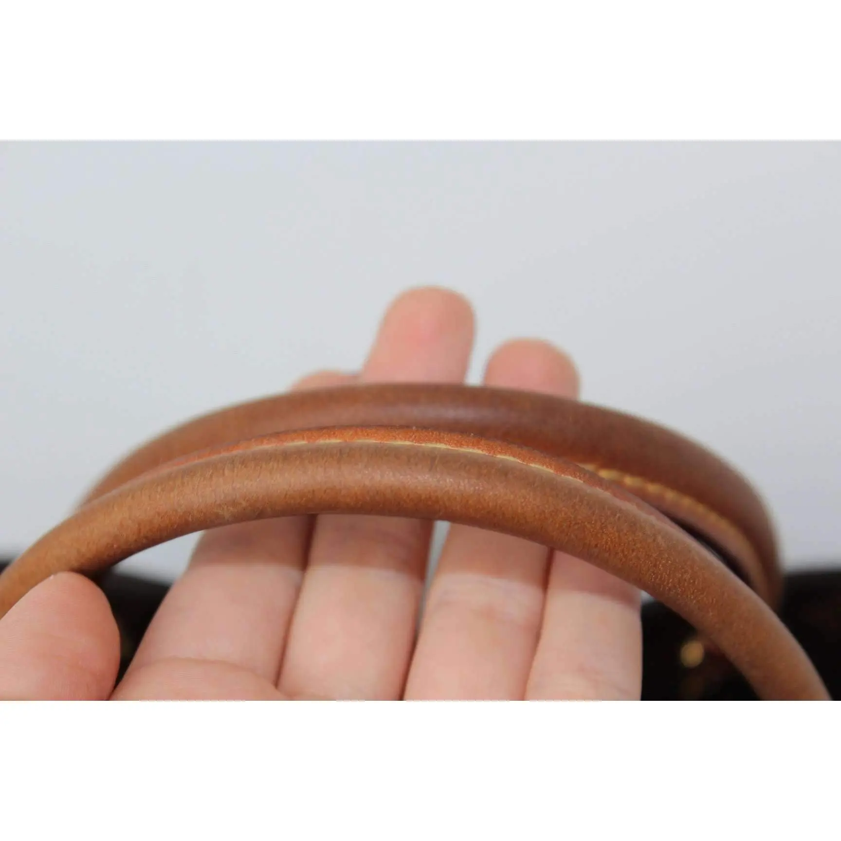 Louis Vuitton Montaigne MM Monogram Bag - Image 12