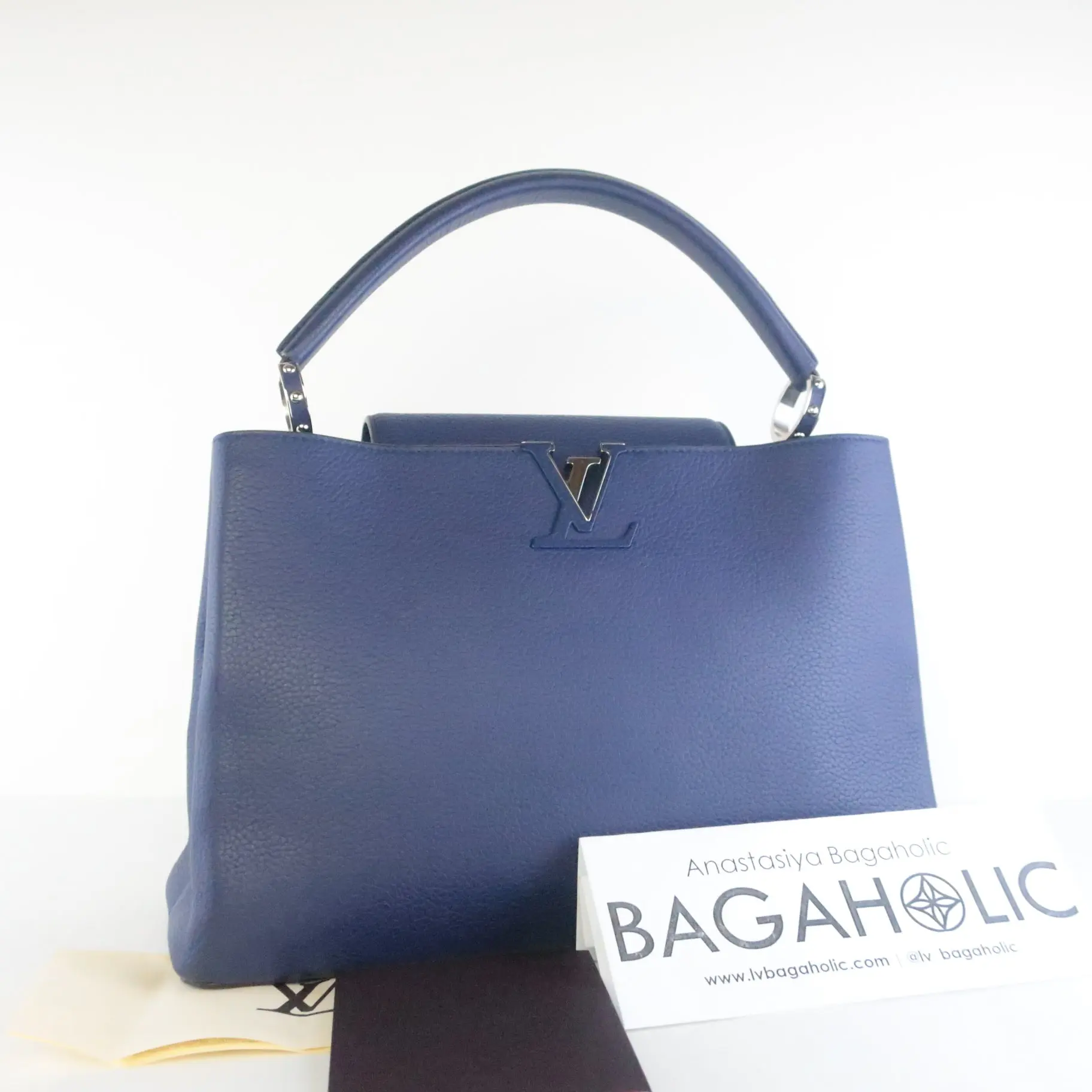 Louis Vuitton Navy Taurillion Leather Capucines MM Bag - Image 3