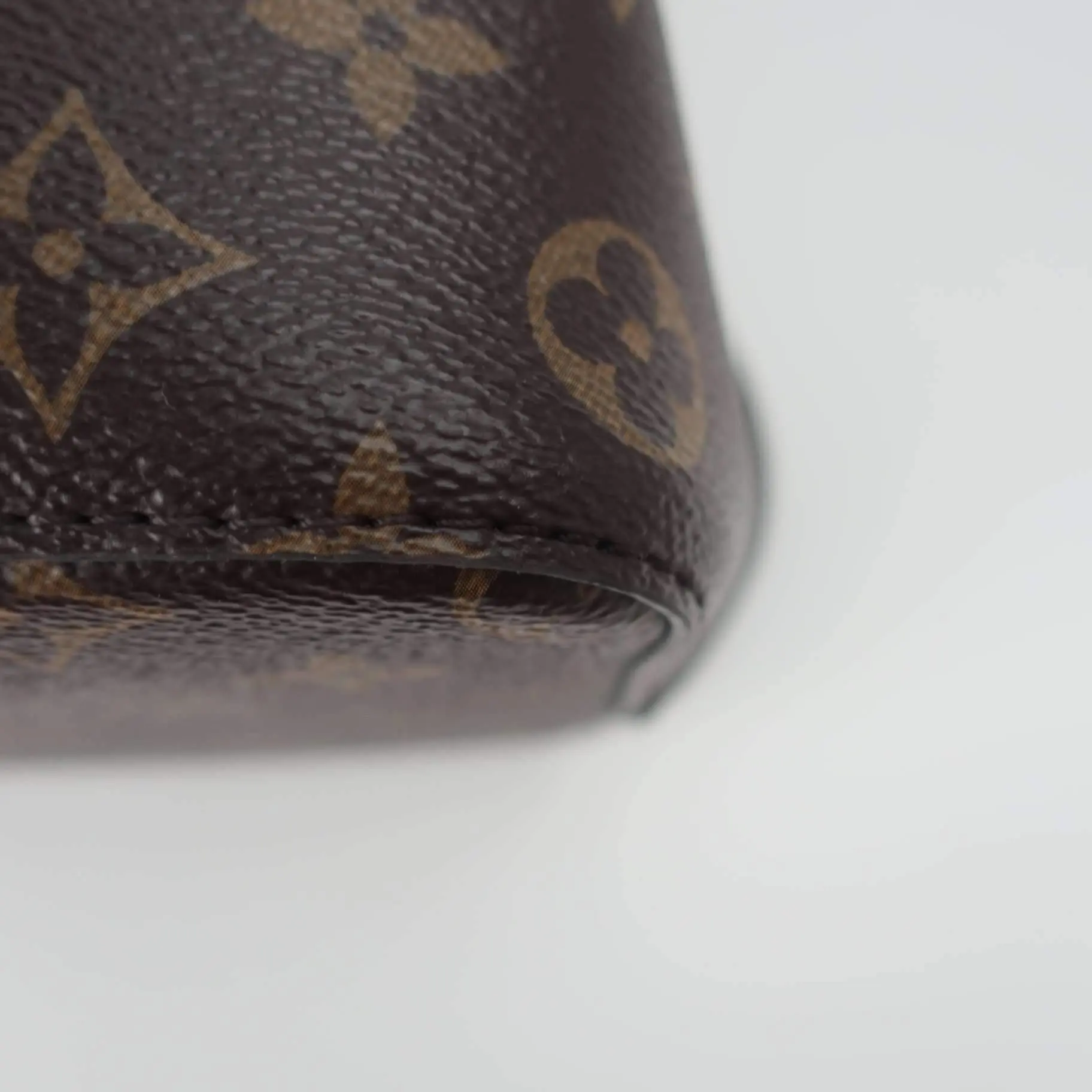 Louis Vuitton NeoNoe NM Shoulder Red Bag - Image 39
