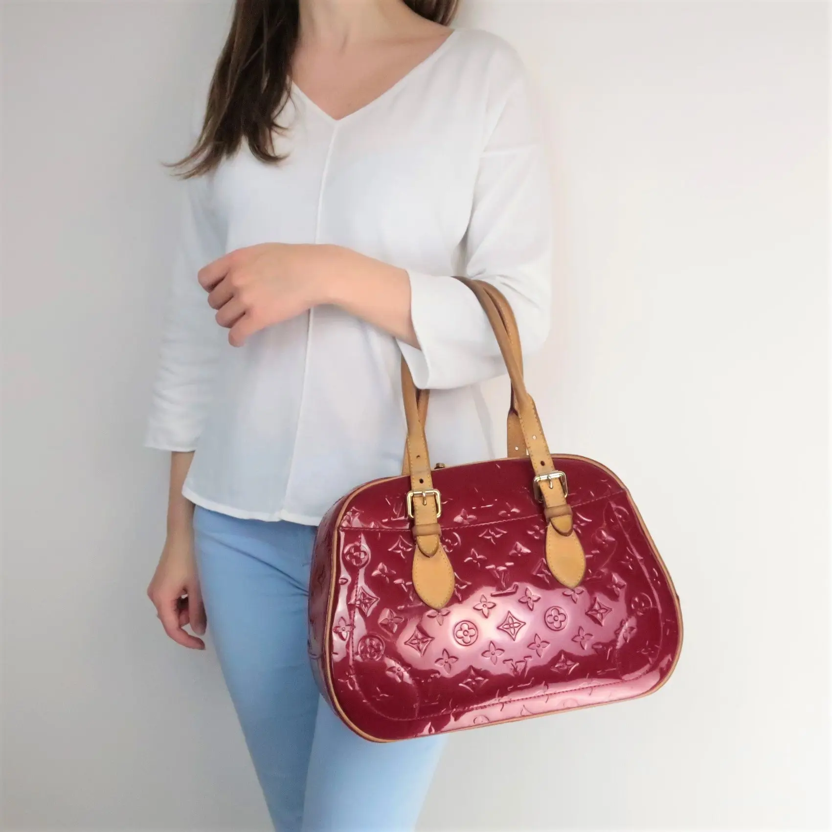 Louis Vuitton Pomme D'Amour Monogram Vernis Summit Drive Bag
