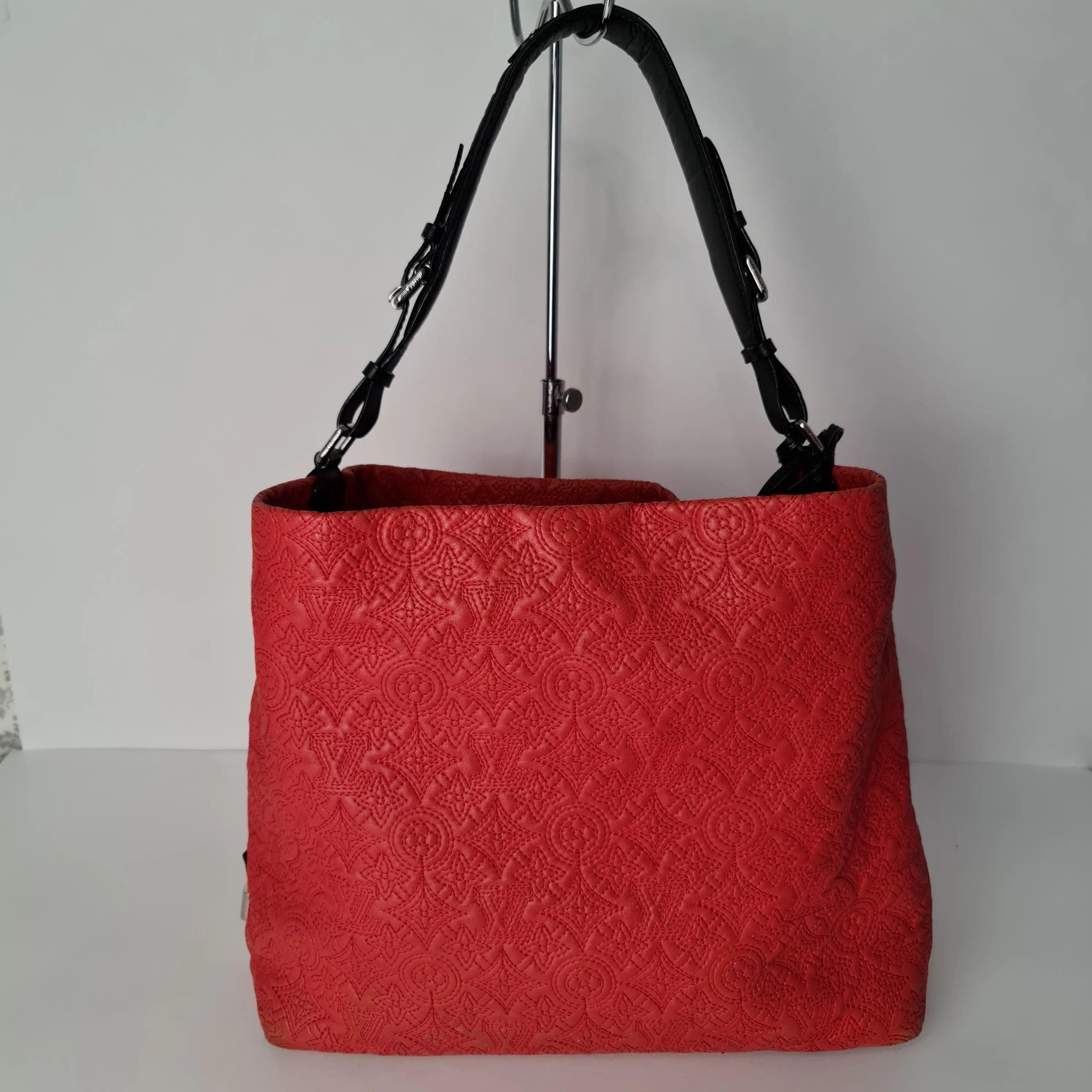Louis Vuitton Red Monogram Antheia Leather Hobo PM Bag - Image 4